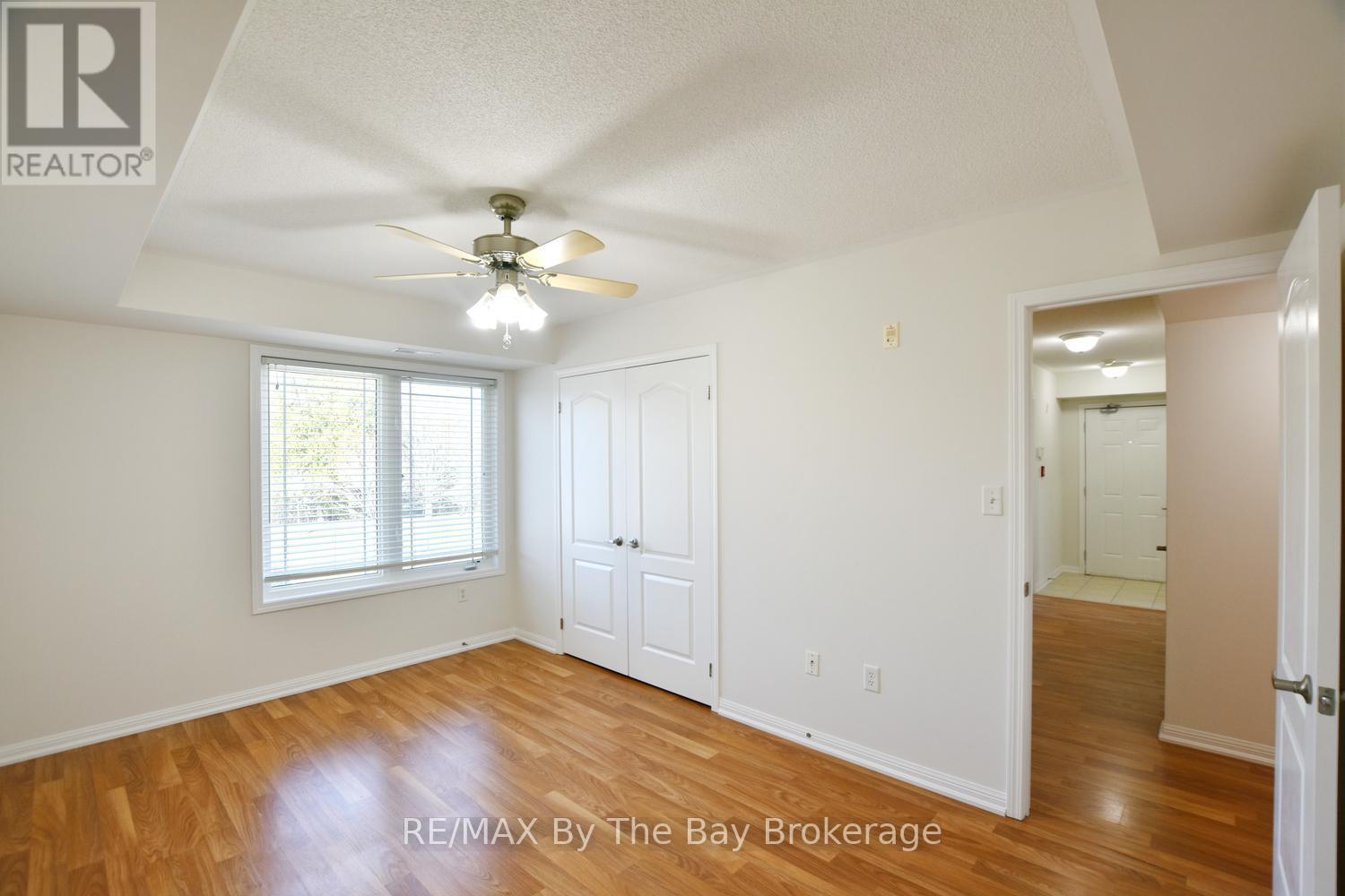 208 - 40 Mulligan Lane Property Photo 14