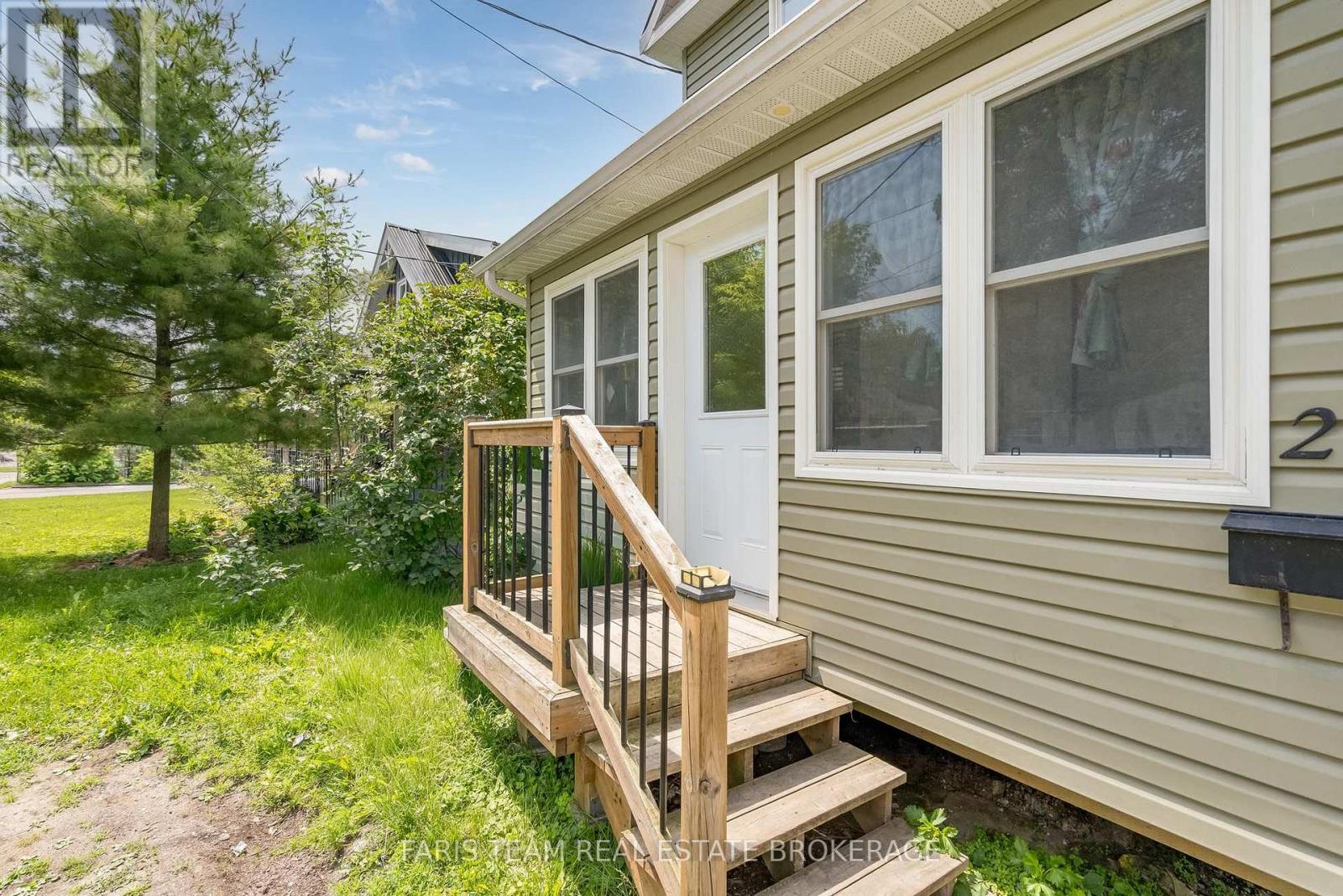 275 Gill Street Property Photo 3