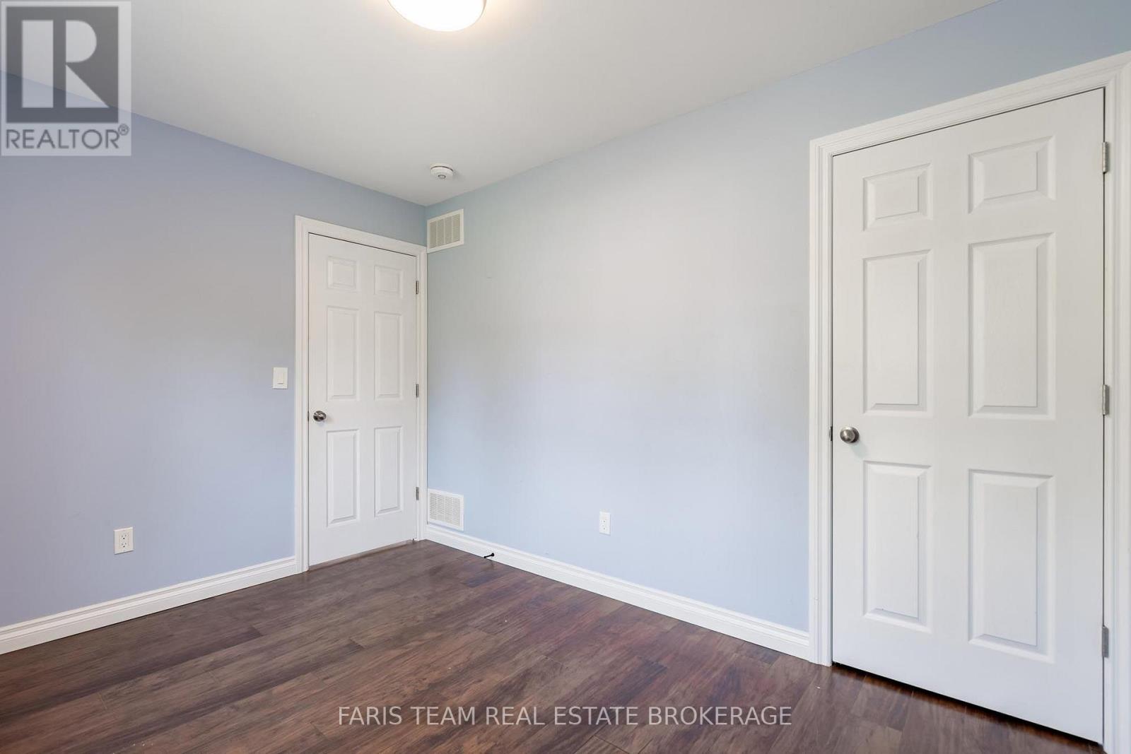 275 Gill Street Property Photo 25