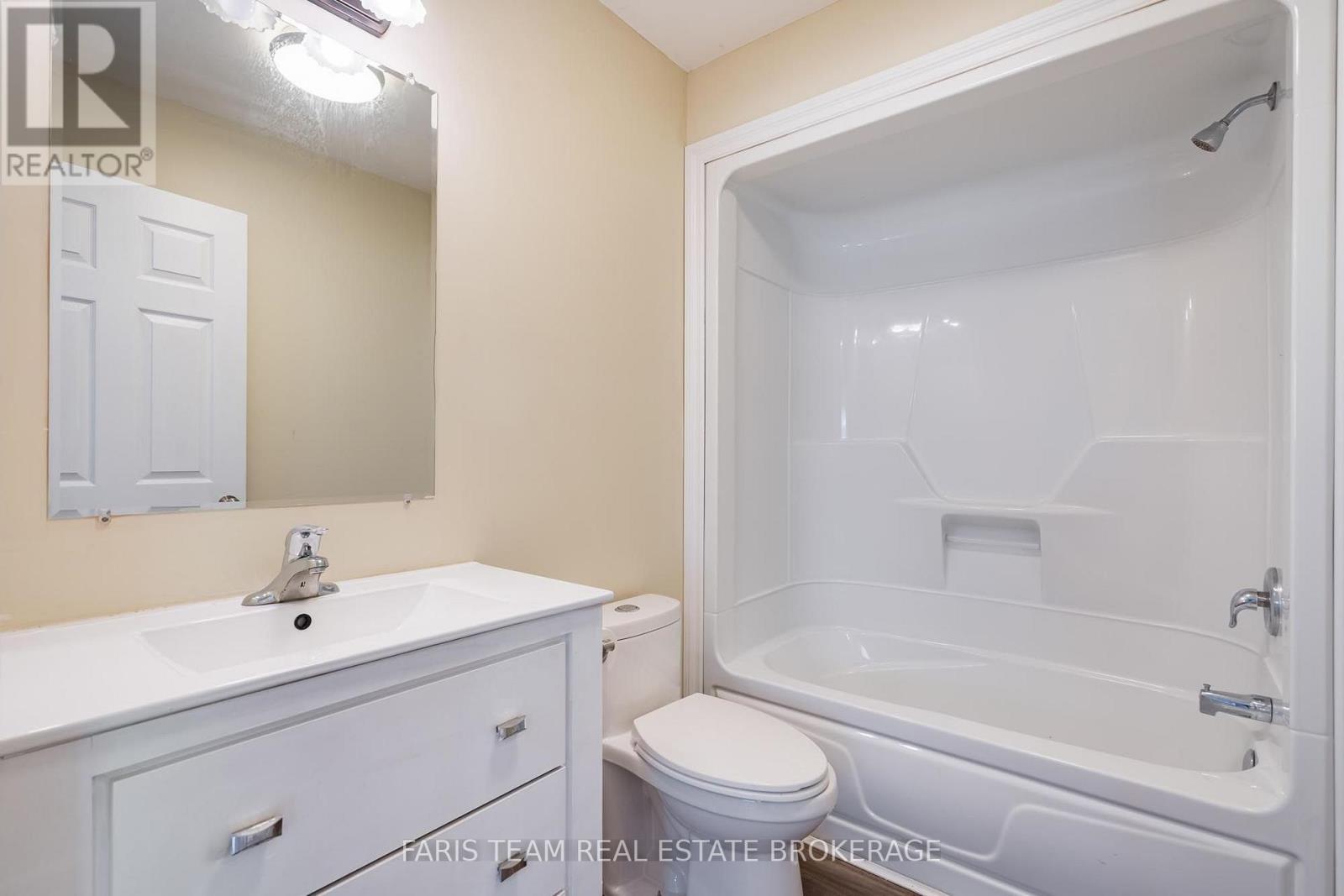275 Gill Street Property Photo 28