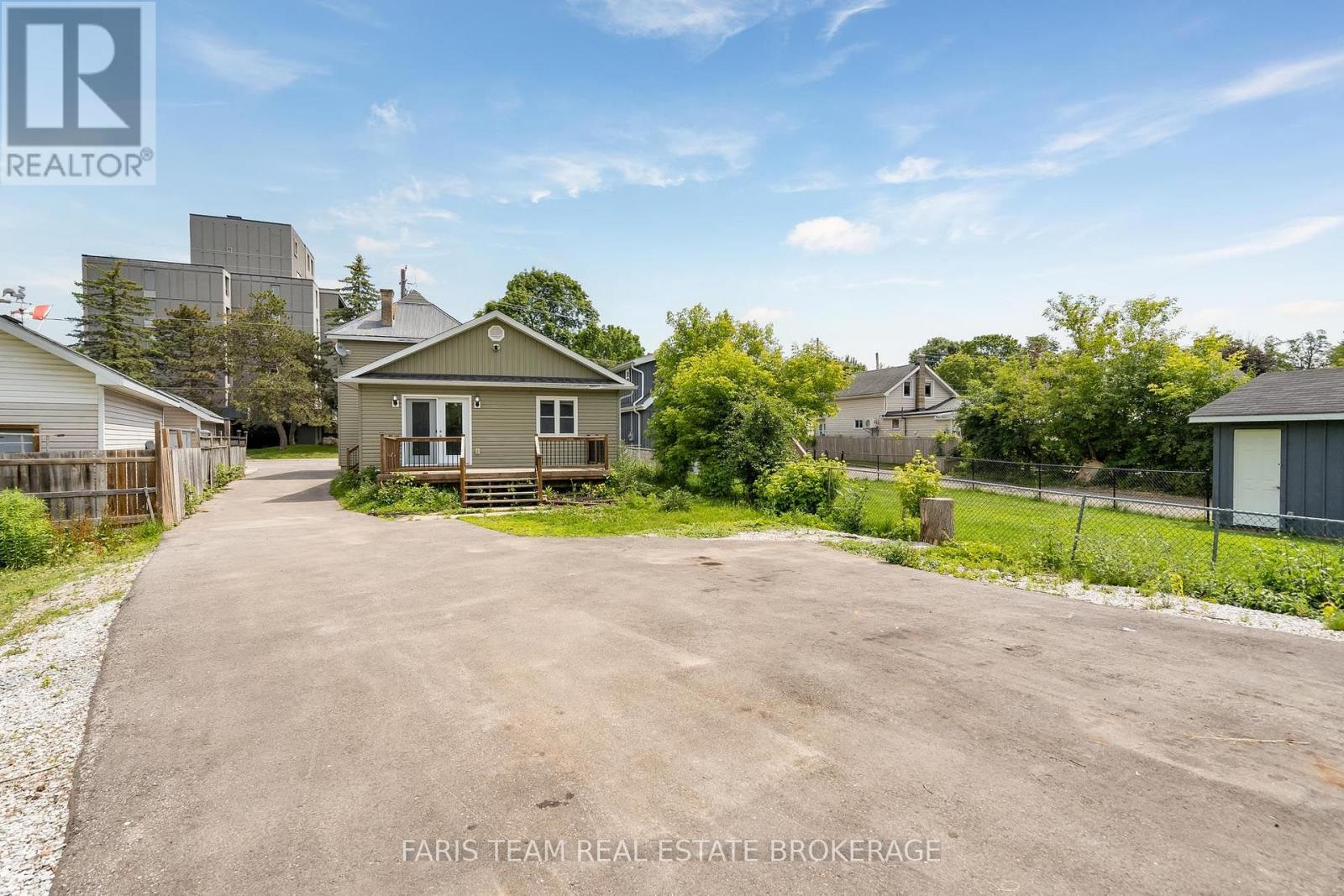 275 Gill Street Property Photo 33