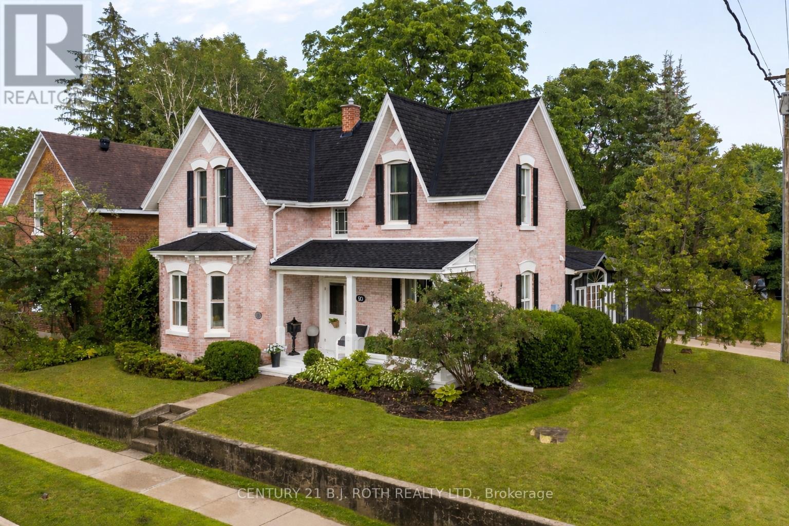 90 Cumberland Street Property Photo 1