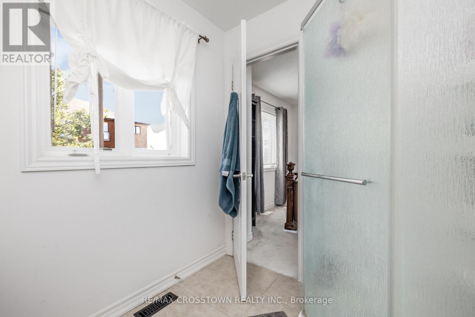 2 - 43 Madelaine Drive Property Photo 28