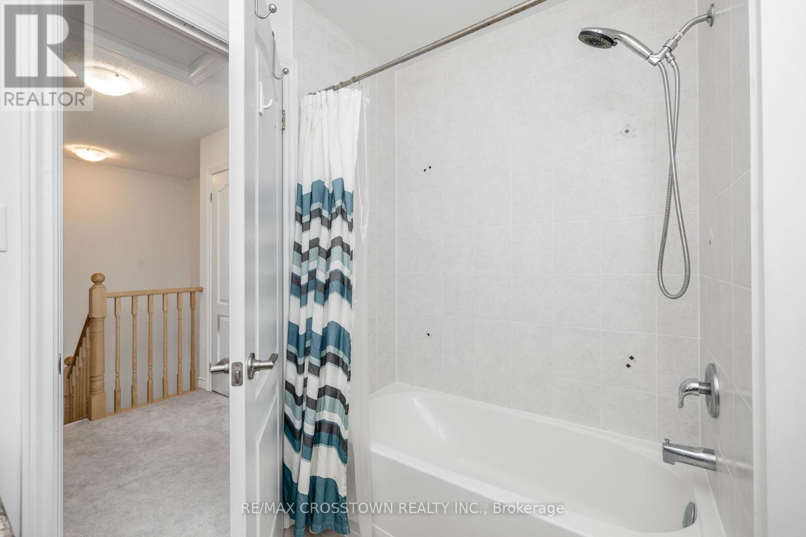 2 - 43 Madelaine Drive Property Photo 38