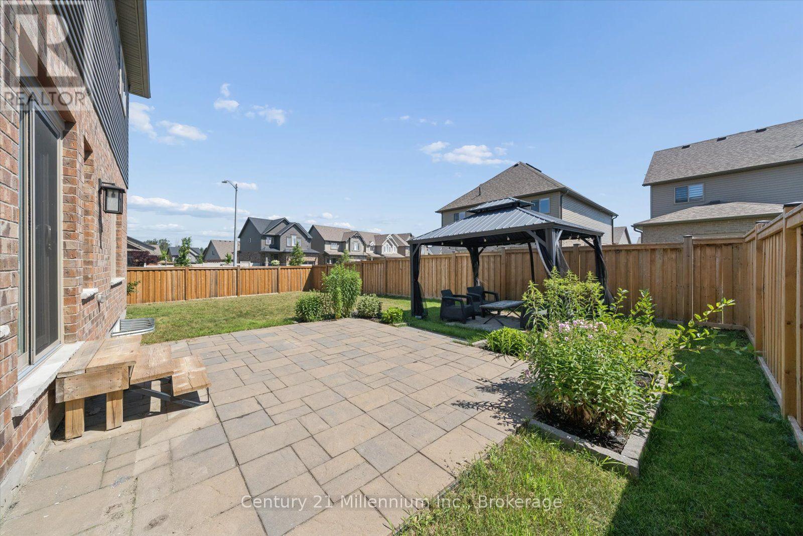 1 Spencer Street Property Photo 43