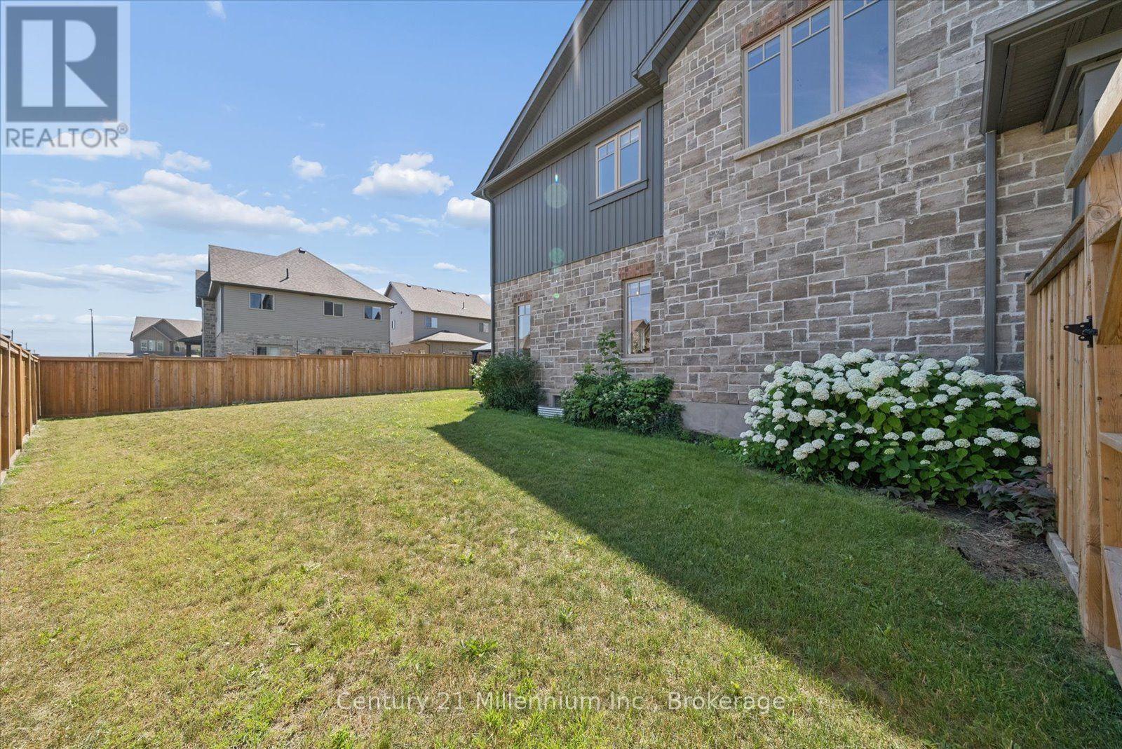1 Spencer Street Property Photo 45
