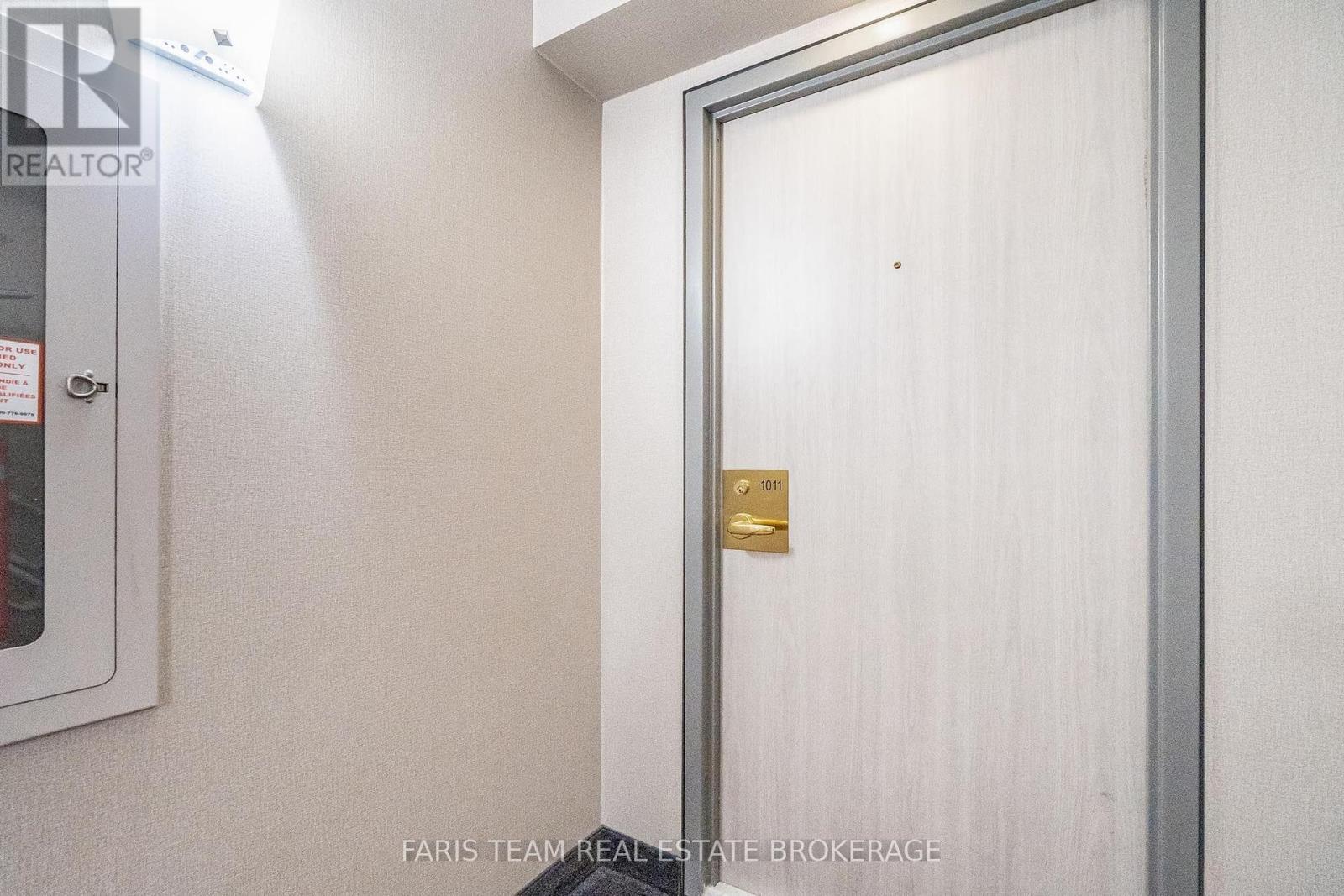 1011 - 150 Dunlop Street E Property Photo 21
