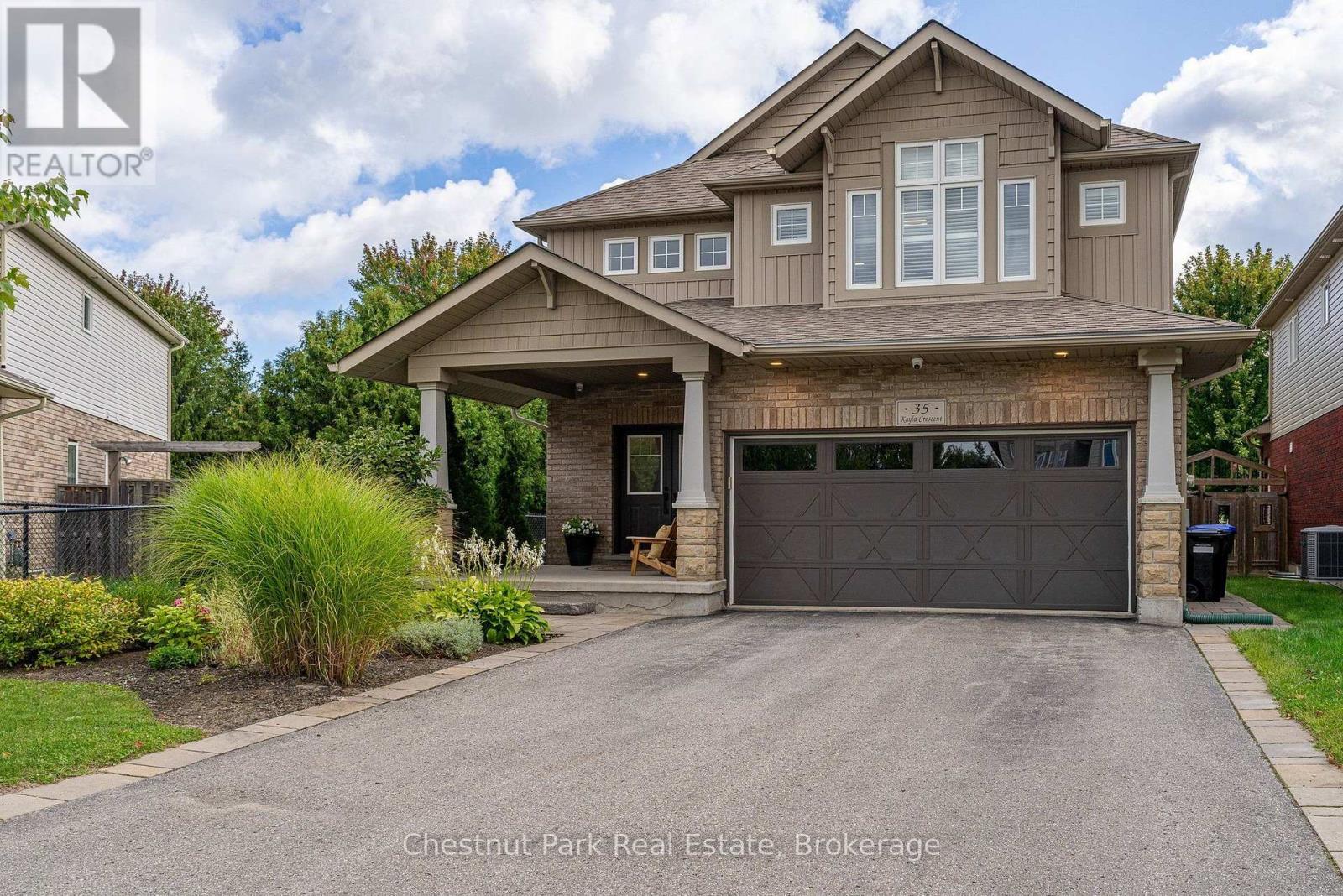35 Kayla Crescent Property Photo 2