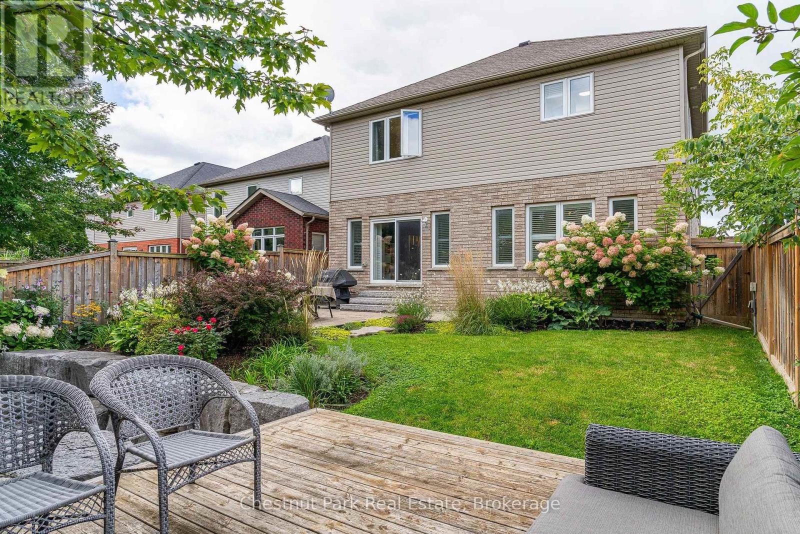 35 Kayla Crescent Property Photo 5