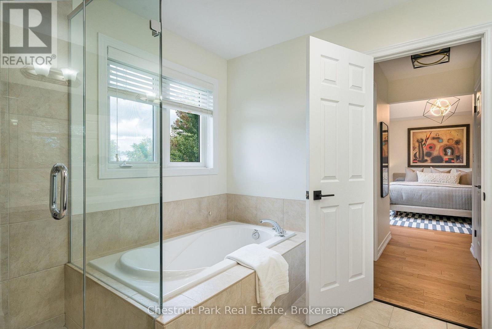 35 Kayla Crescent Property Photo 32