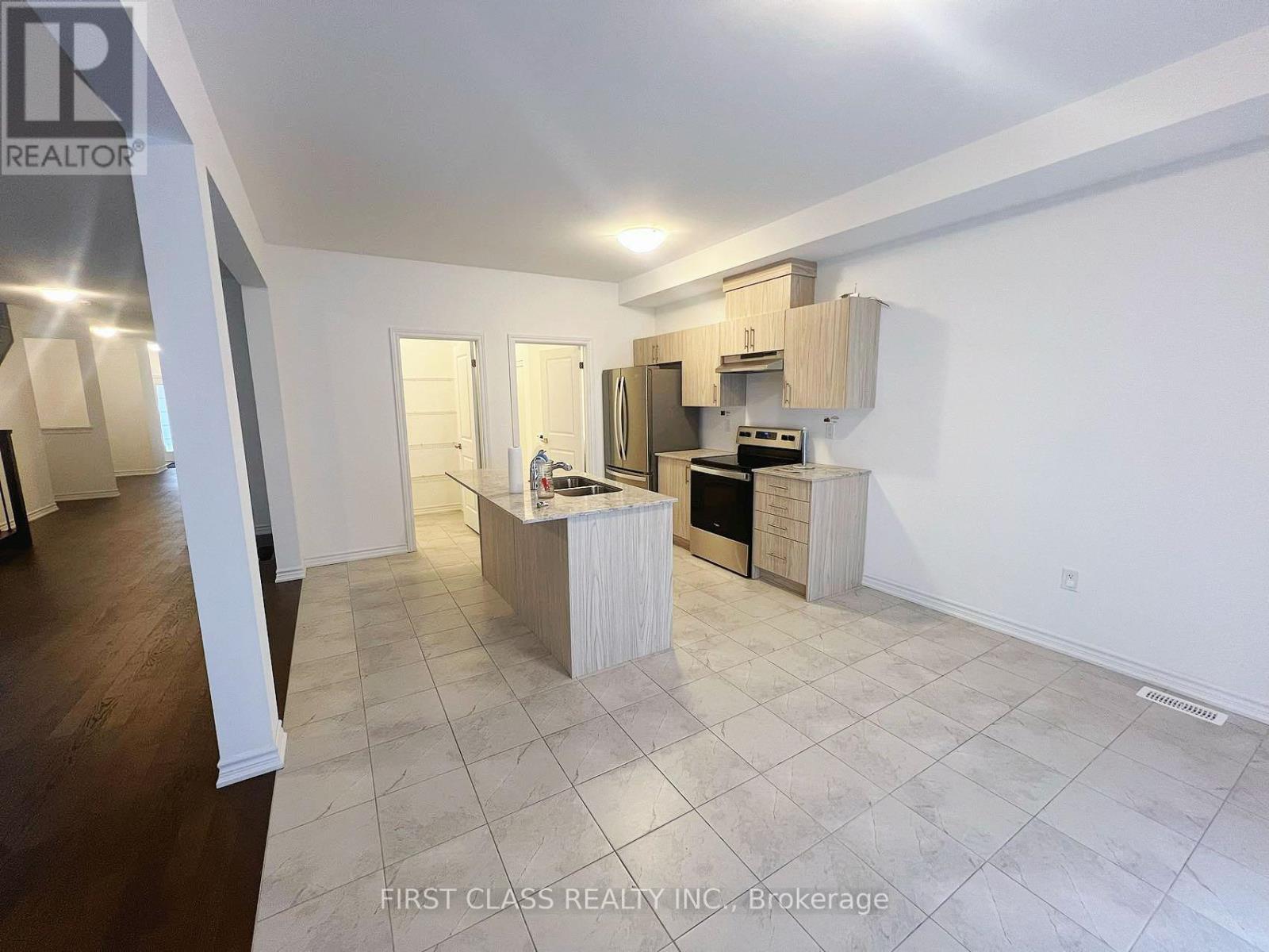 55 Wheatfield Road Property Photo 4