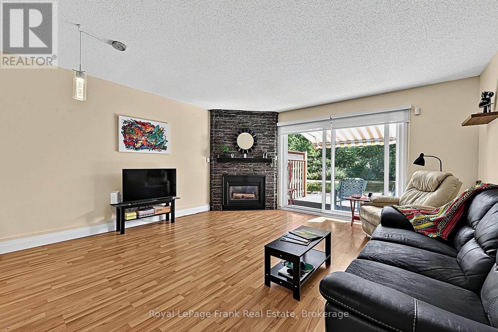 # 21 - 21 Laguna Parkway Property Photo 10