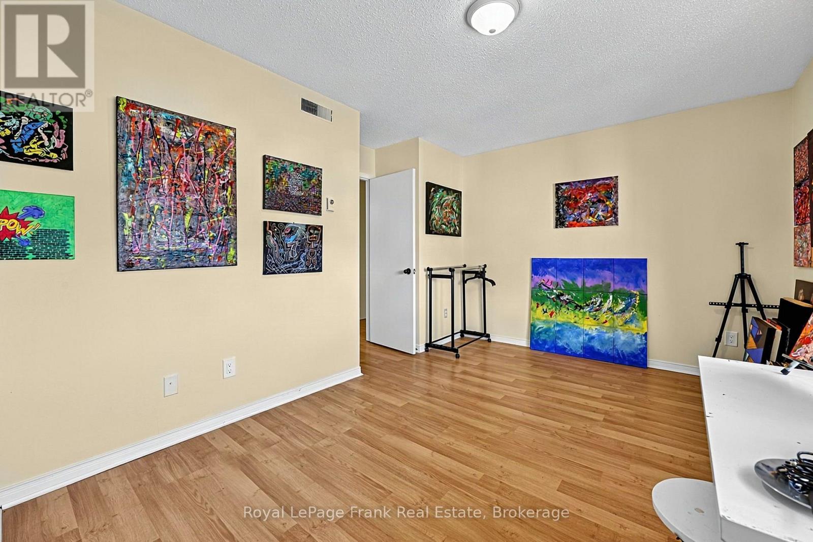 # 21 - 21 Laguna Parkway Property Photo 13