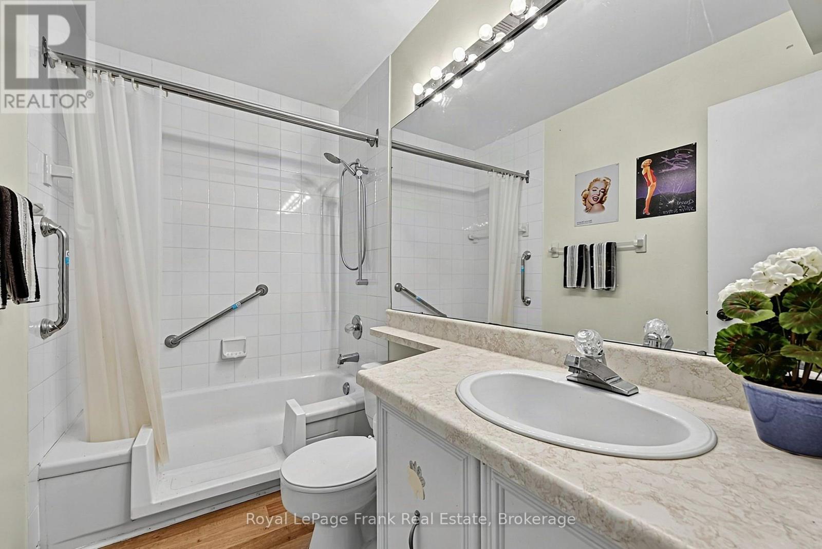# 21 - 21 Laguna Parkway Property Photo 19