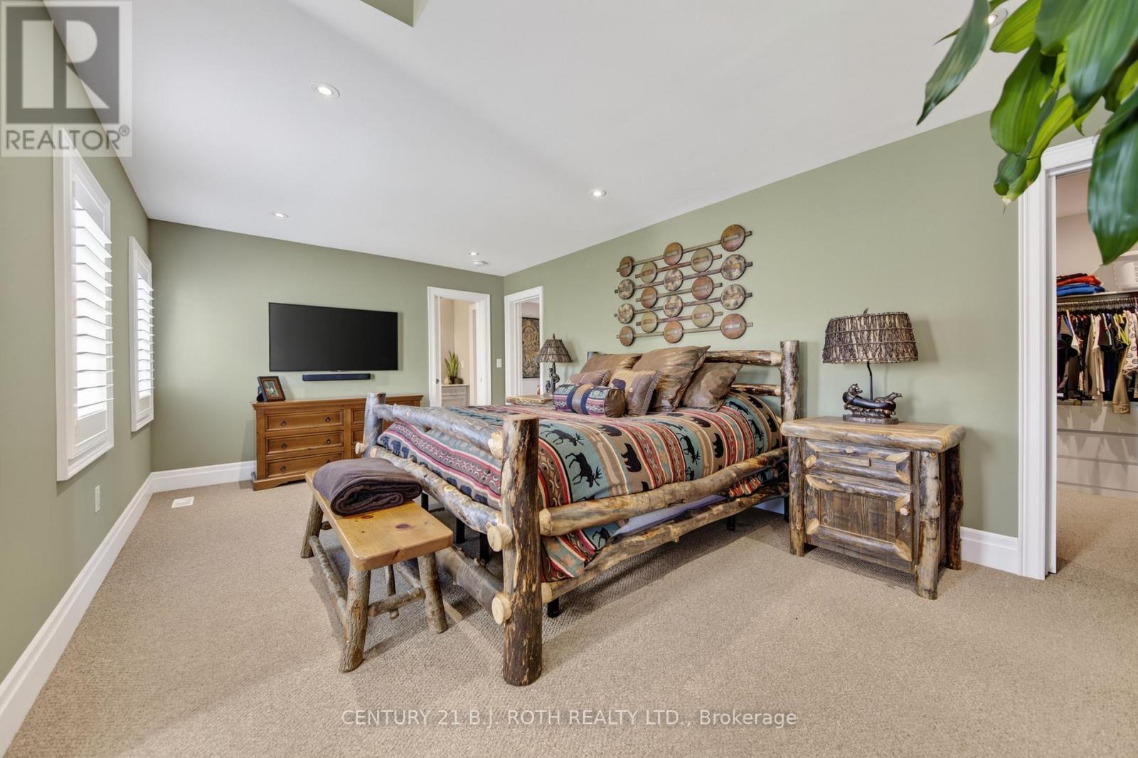3306 Summerhill Way Property Photo 24