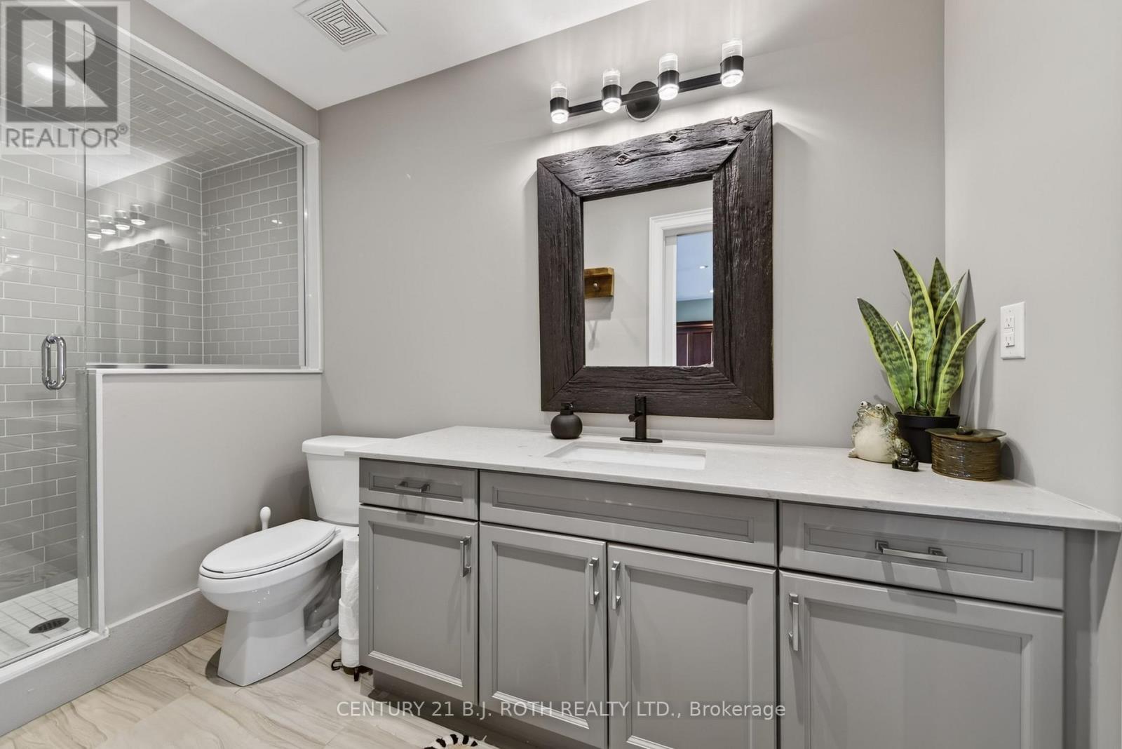 3306 Summerhill Way Property Photo 25