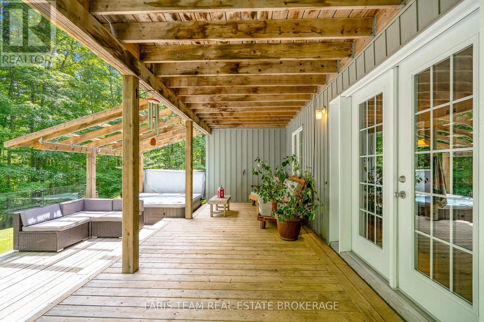 11 Snowshoe Trail Property Photo 36