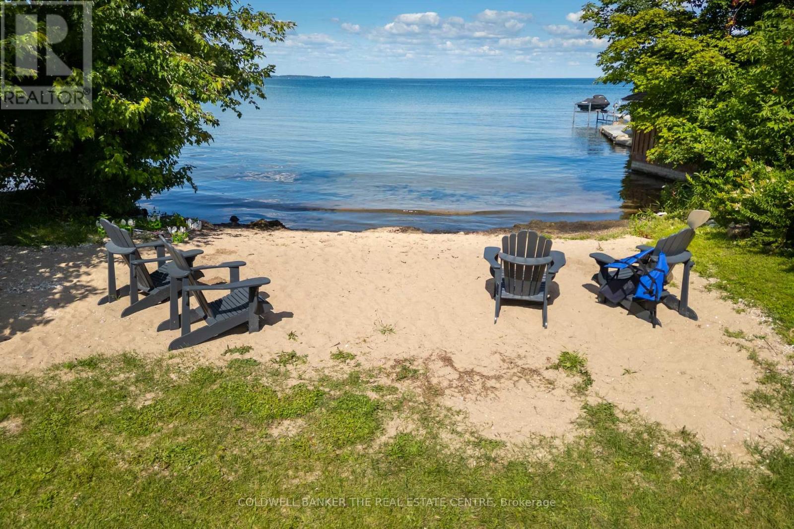 224 Lakeshore Road E Property Photo 42