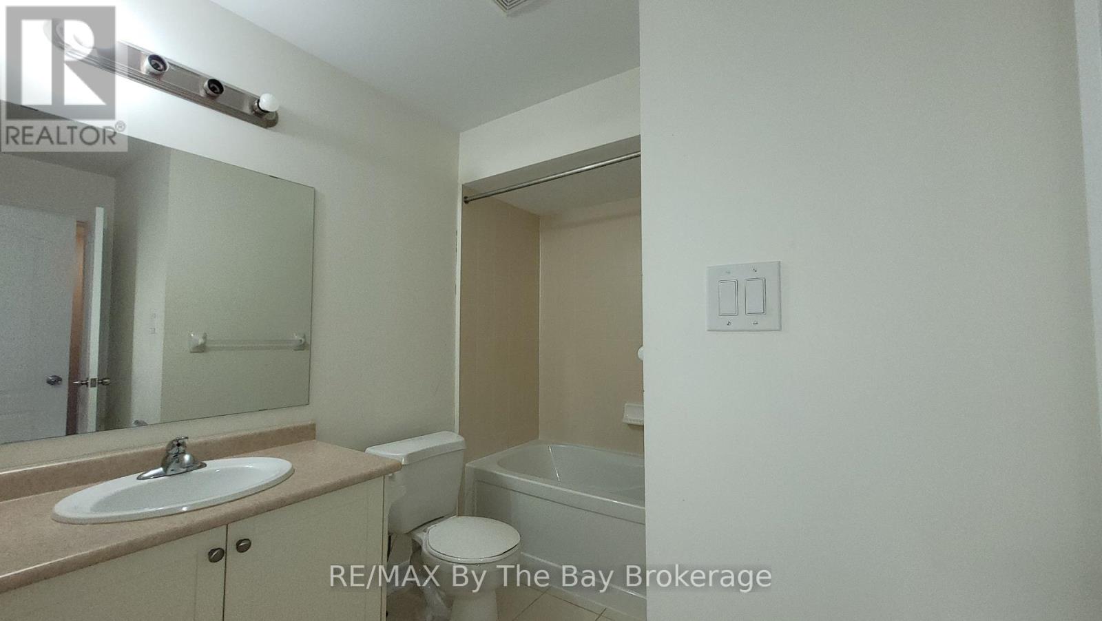 28 Arcadia Drive Property Photo 27