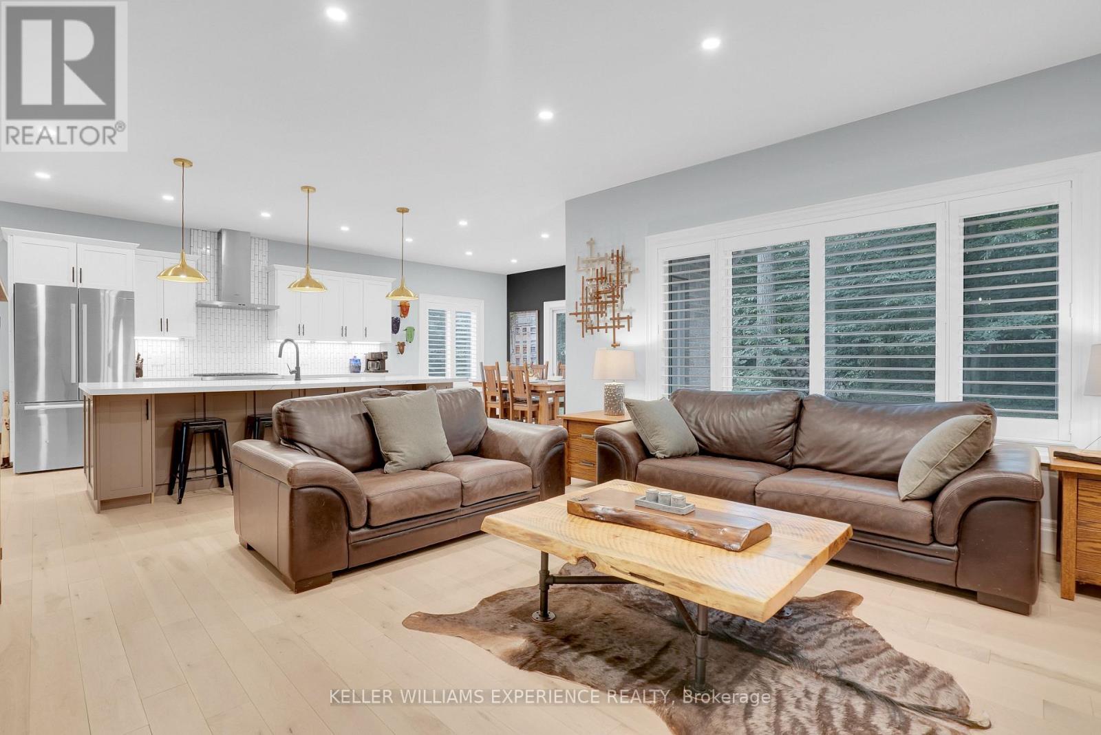 41 Heron Boulevard Property Photo 9