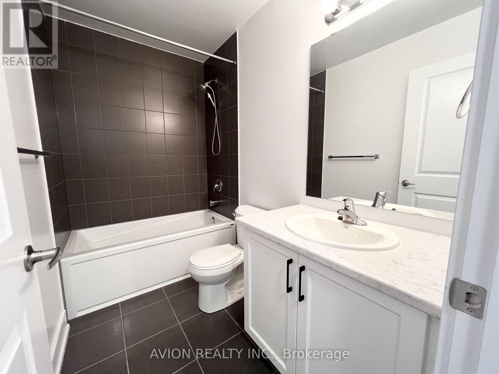 31 Gateway Drive Property Photo 13