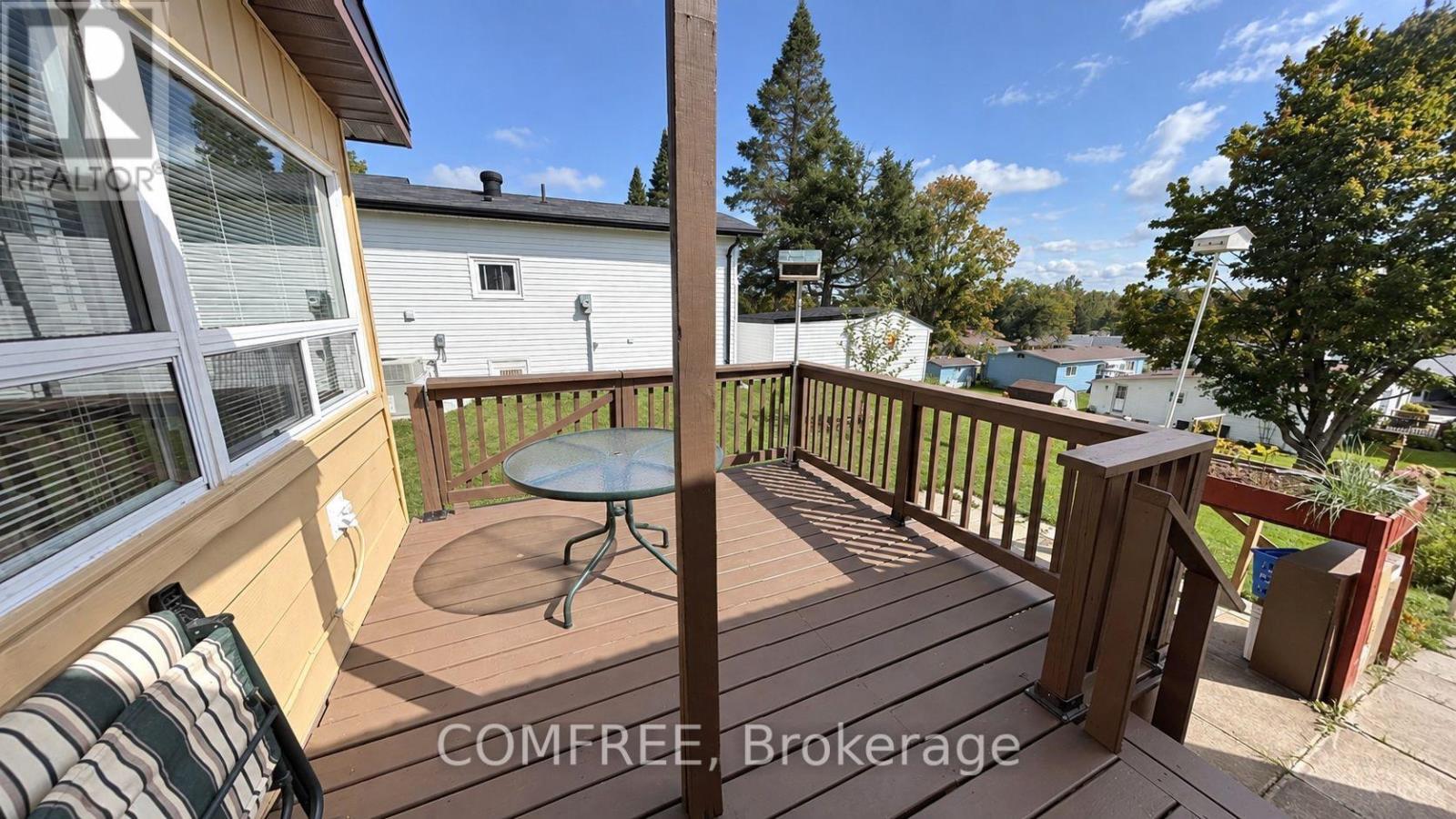 83 Cameron Drive Property Photo 16