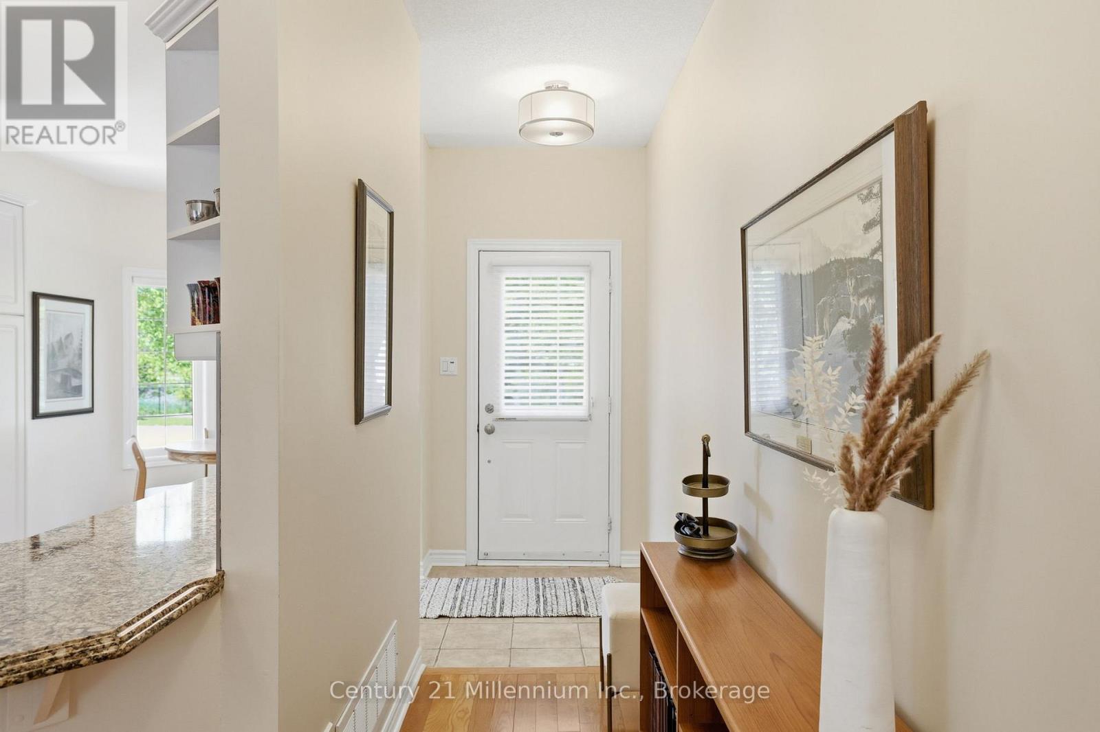 18 Thomas Drive Property Photo 6