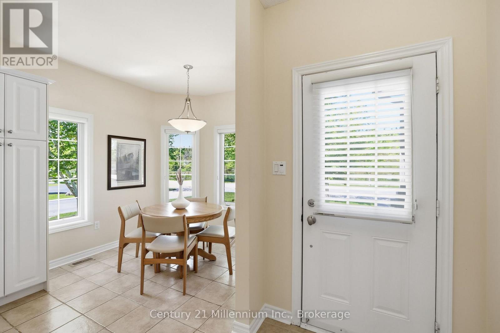 18 Thomas Drive Property Photo 14