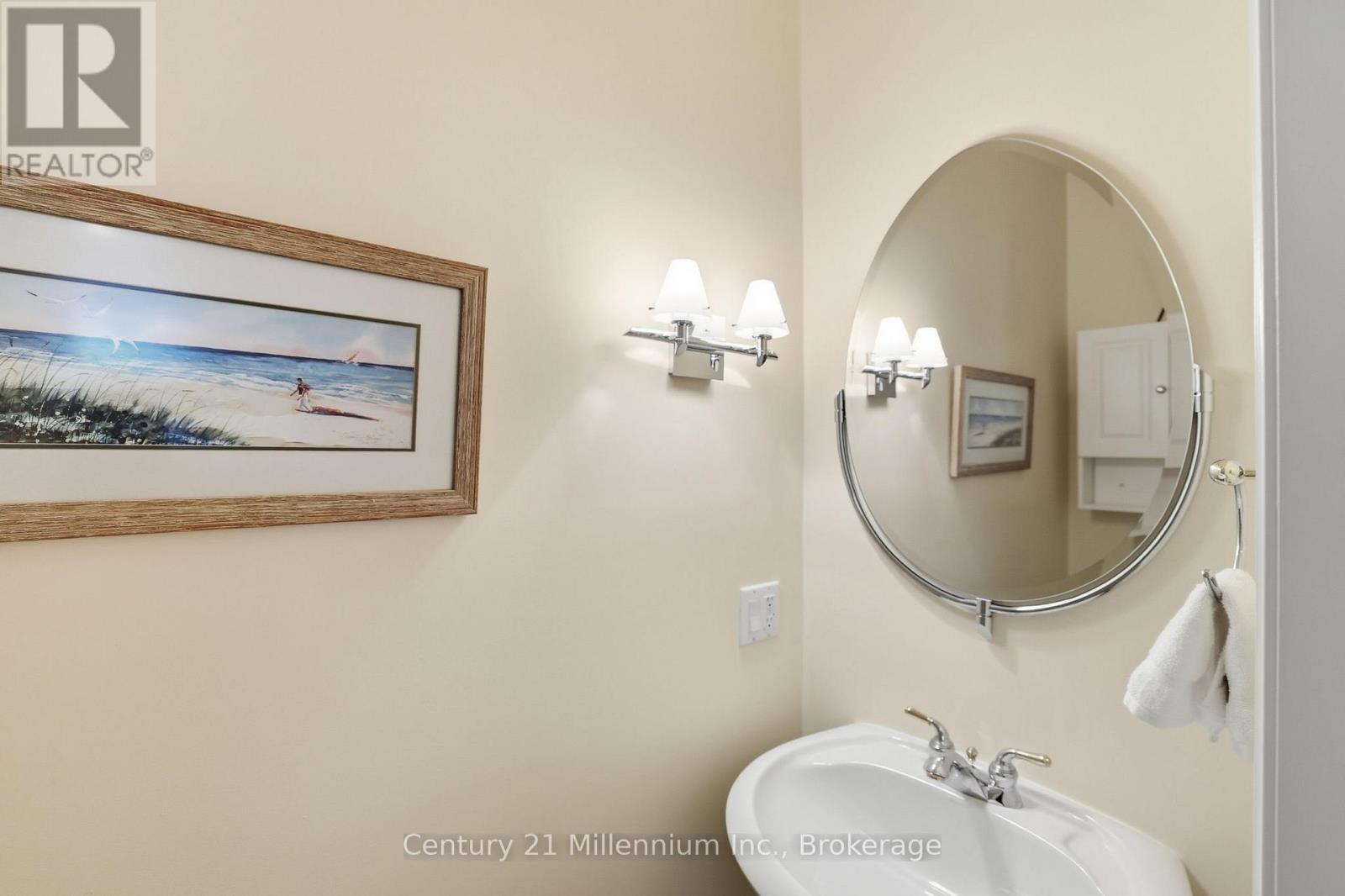 18 Thomas Drive Property Photo 17