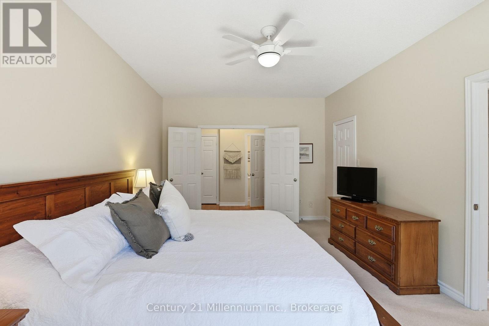 18 Thomas Drive Property Photo 21