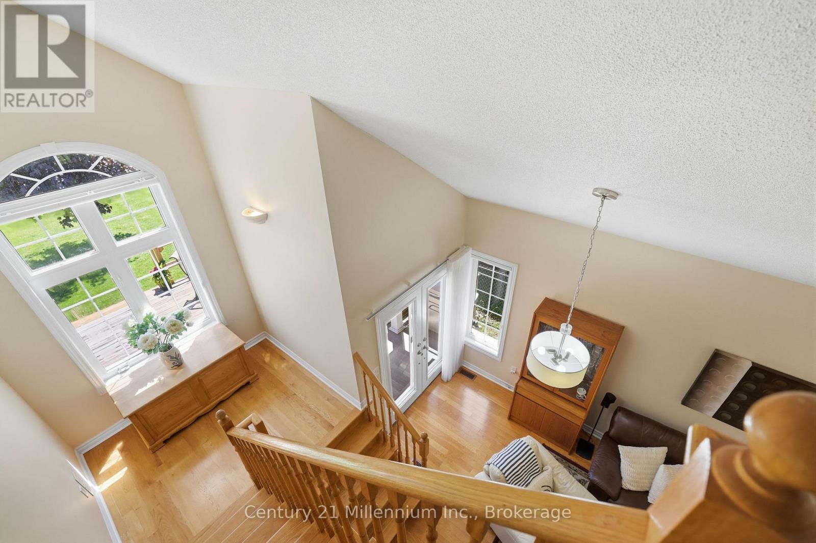 18 Thomas Drive Property Photo 26