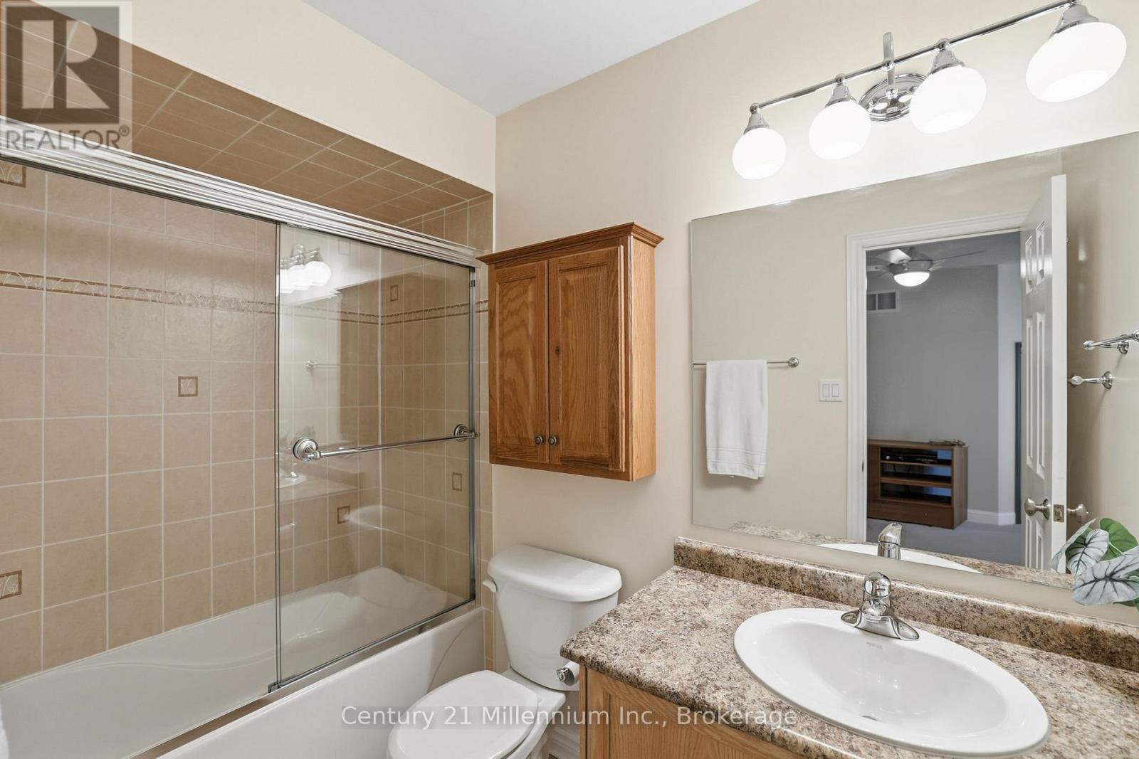 18 Thomas Drive Property Photo 33