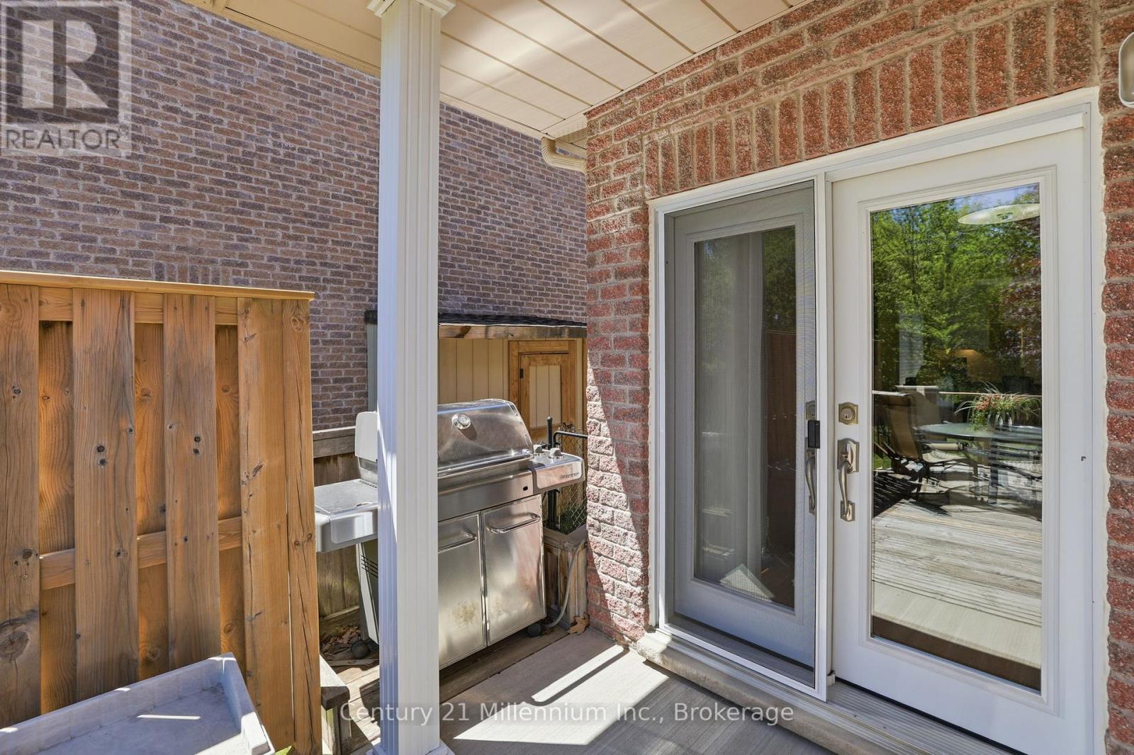 18 Thomas Drive Property Photo 35
