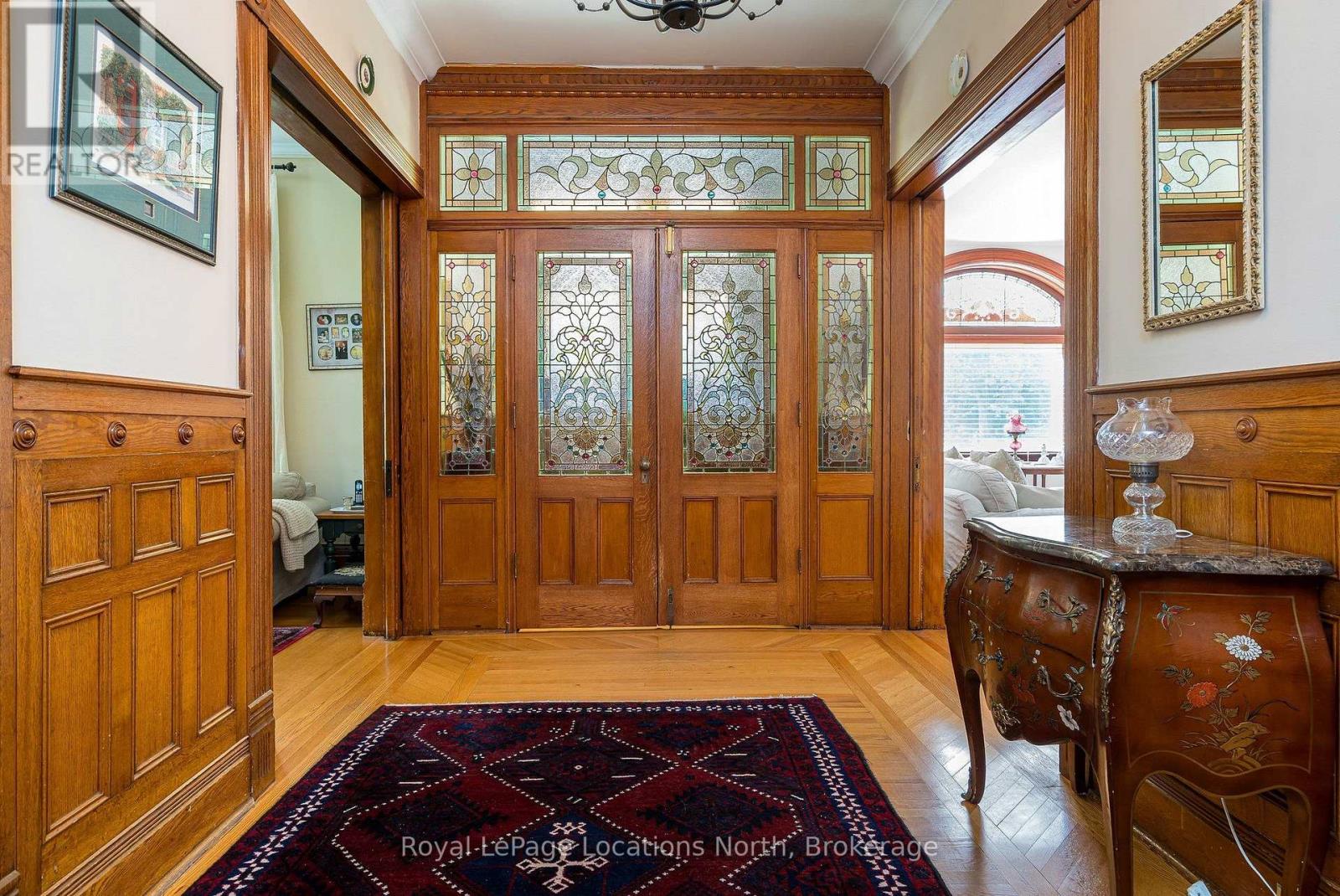 291 Third Street Property Photo 5