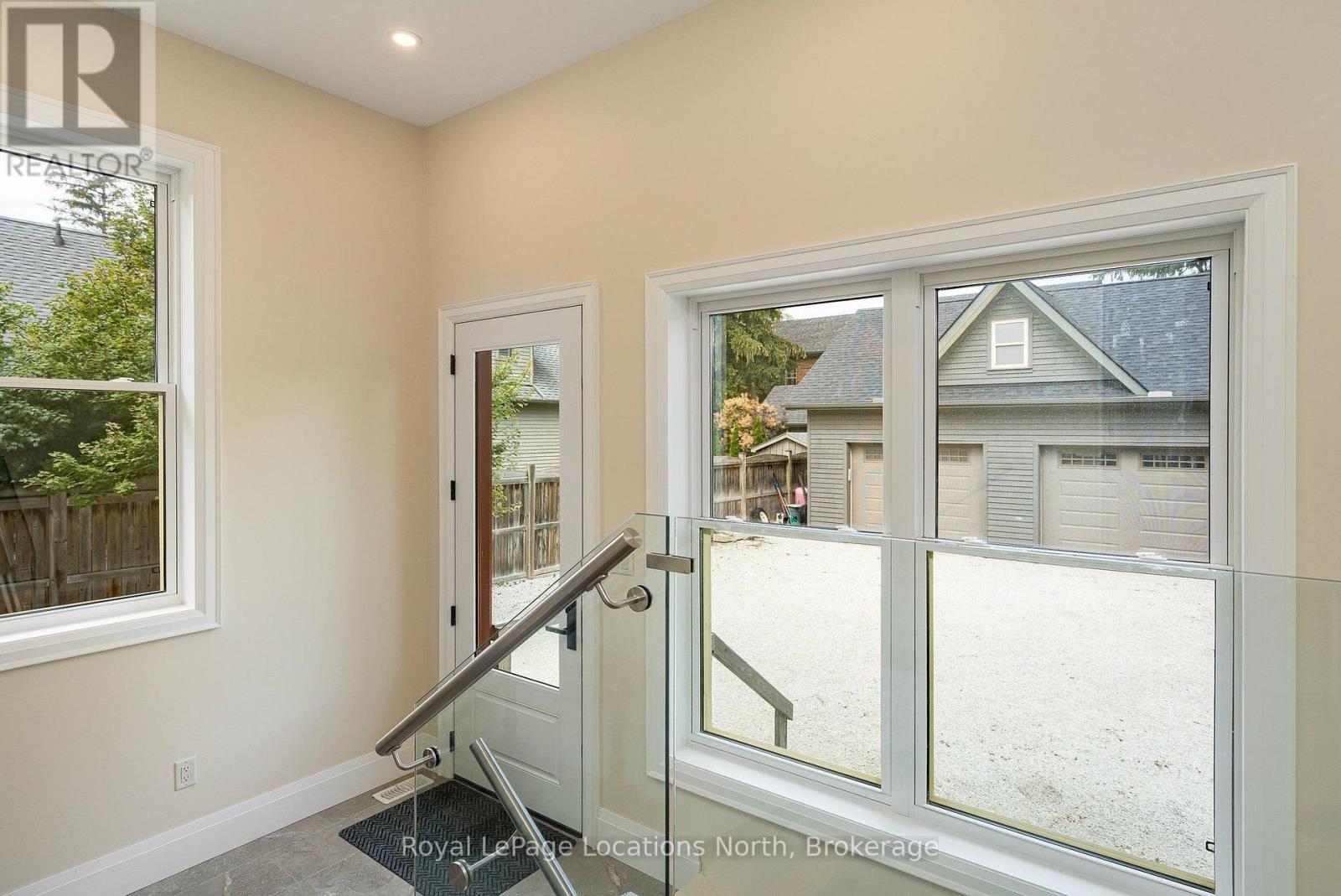 291 Third Street Property Photo 23