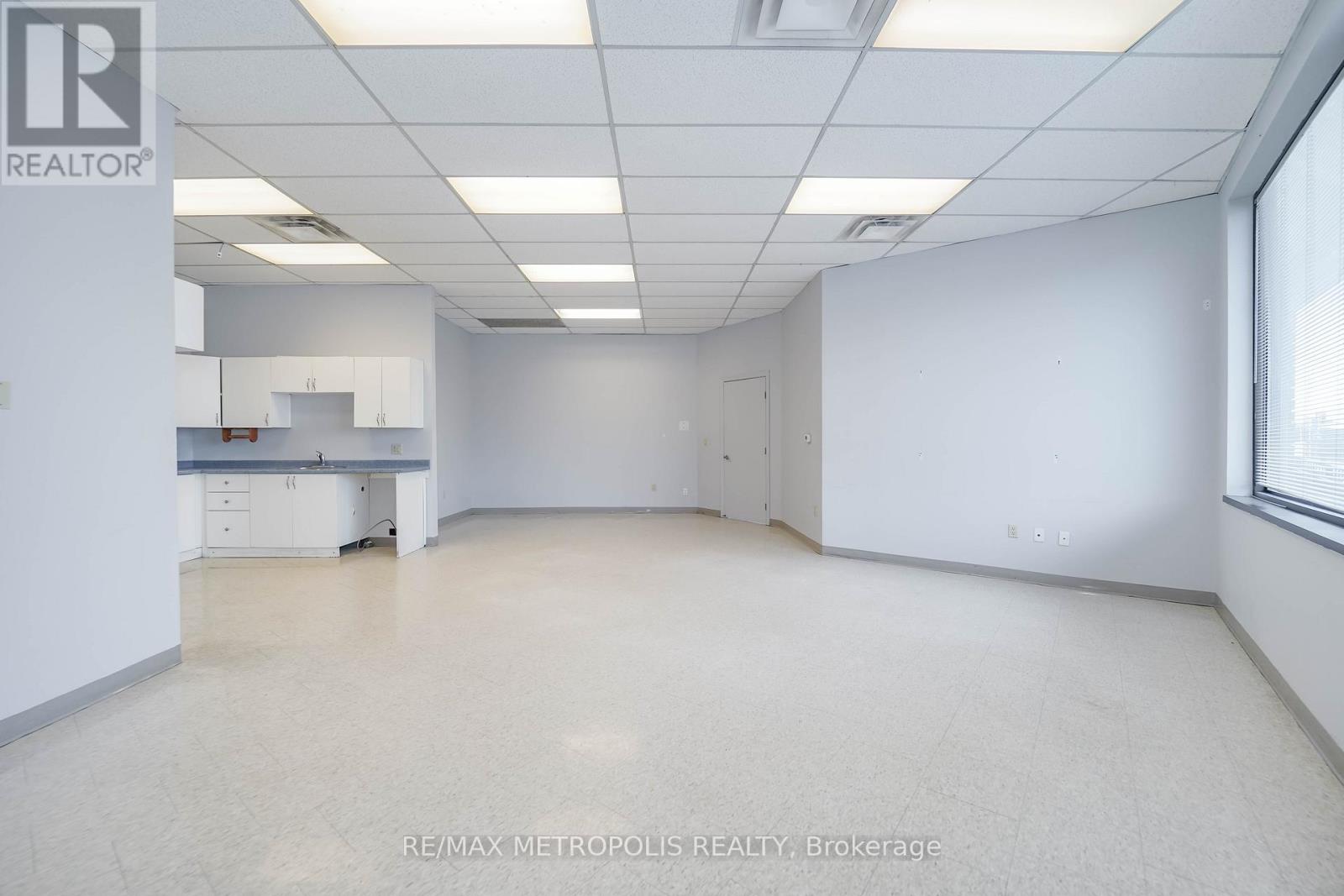 S13811780 Property Photo 13