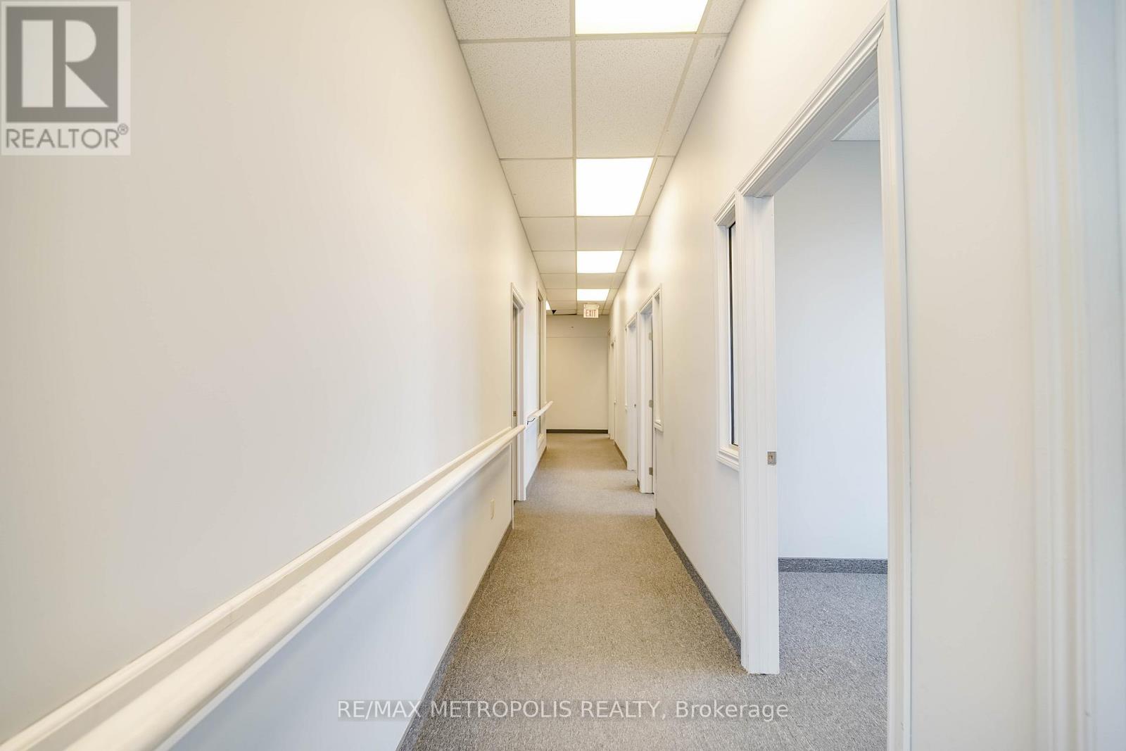 S13811780 Property Photo 17