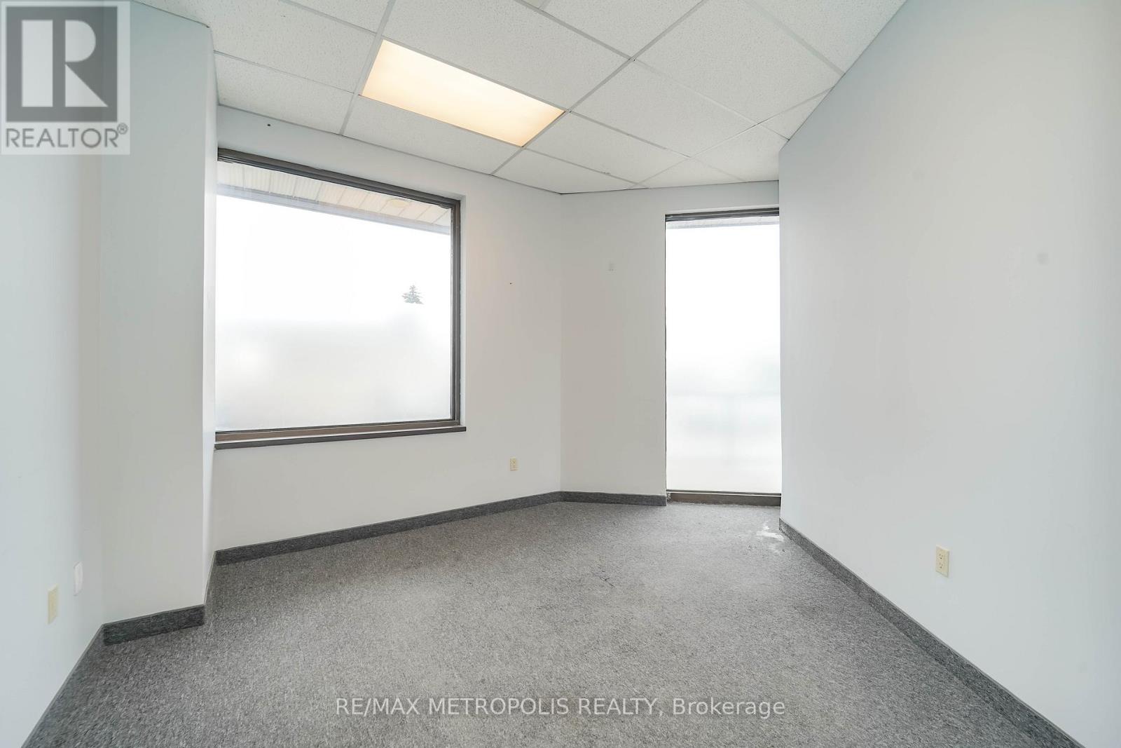 S13811780 Property Photo 20