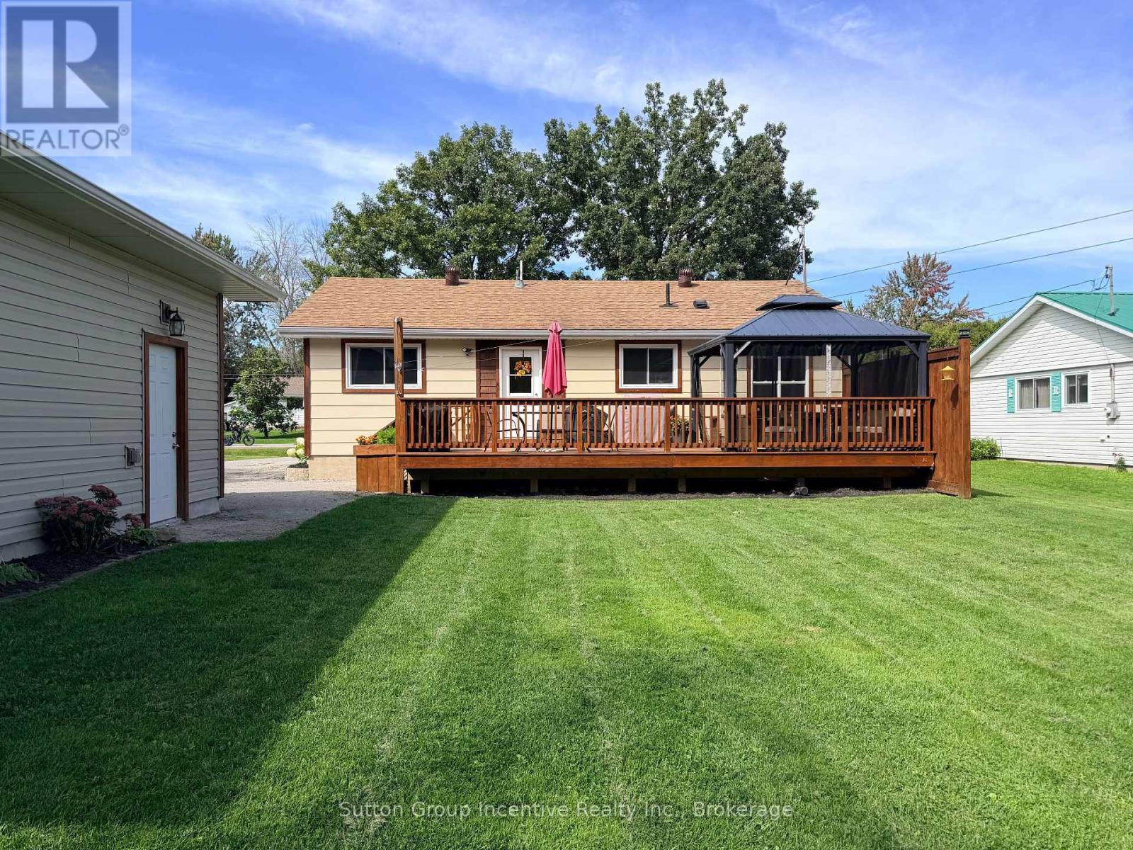 9 George Street Property Photo 5