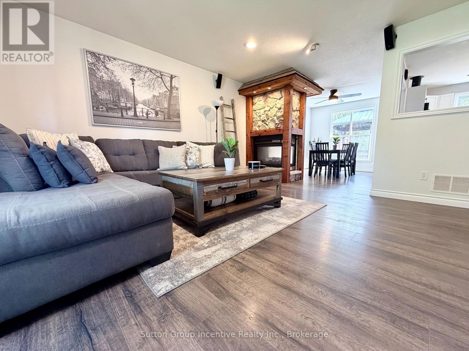 9 George Street Property Photo 18