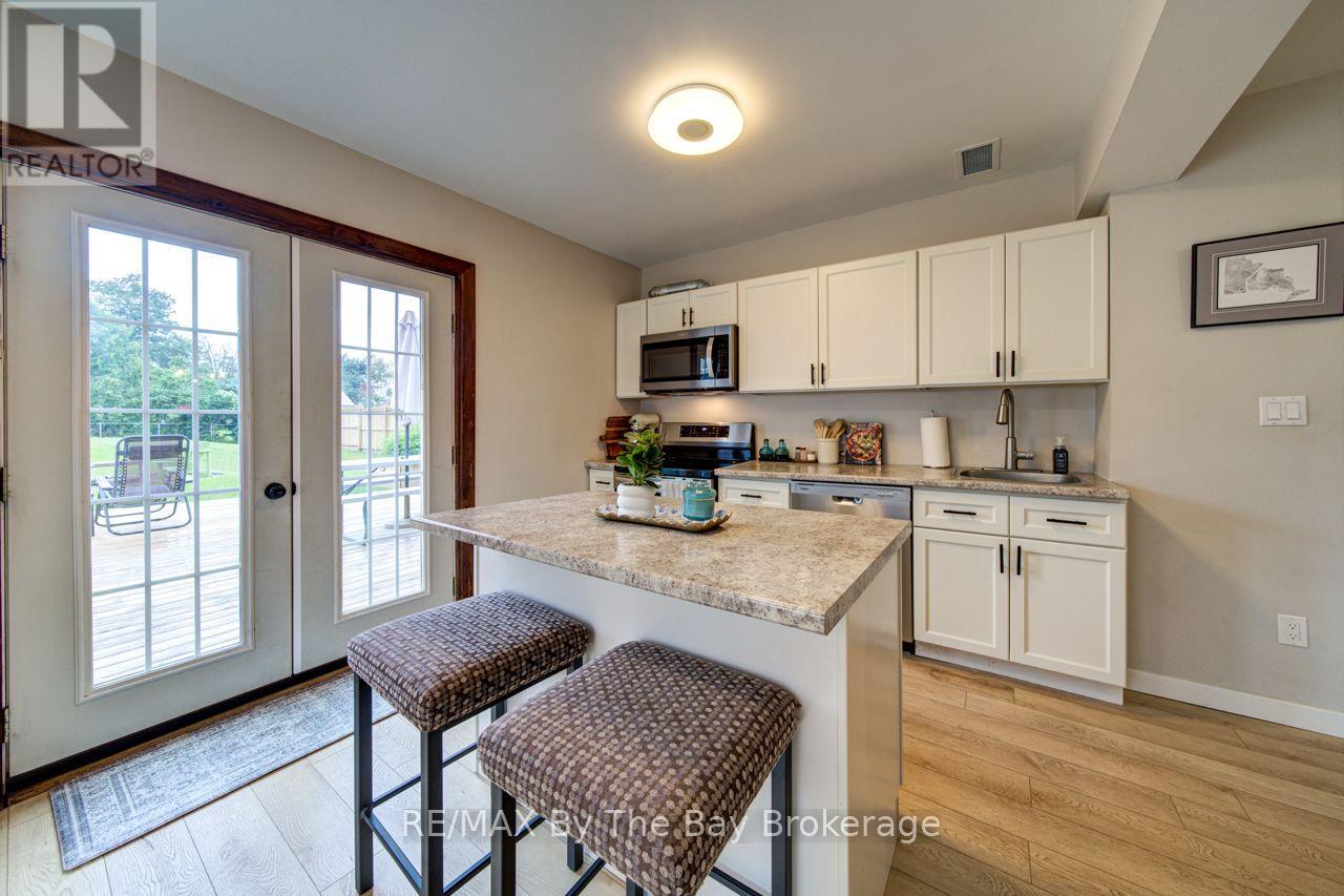 794116 Grey Rd 124 Road Property Photo 6