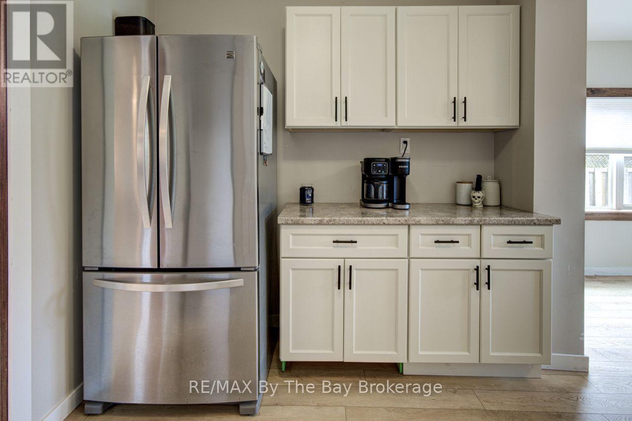 794116 Grey Rd 124 Road Property Photo 11