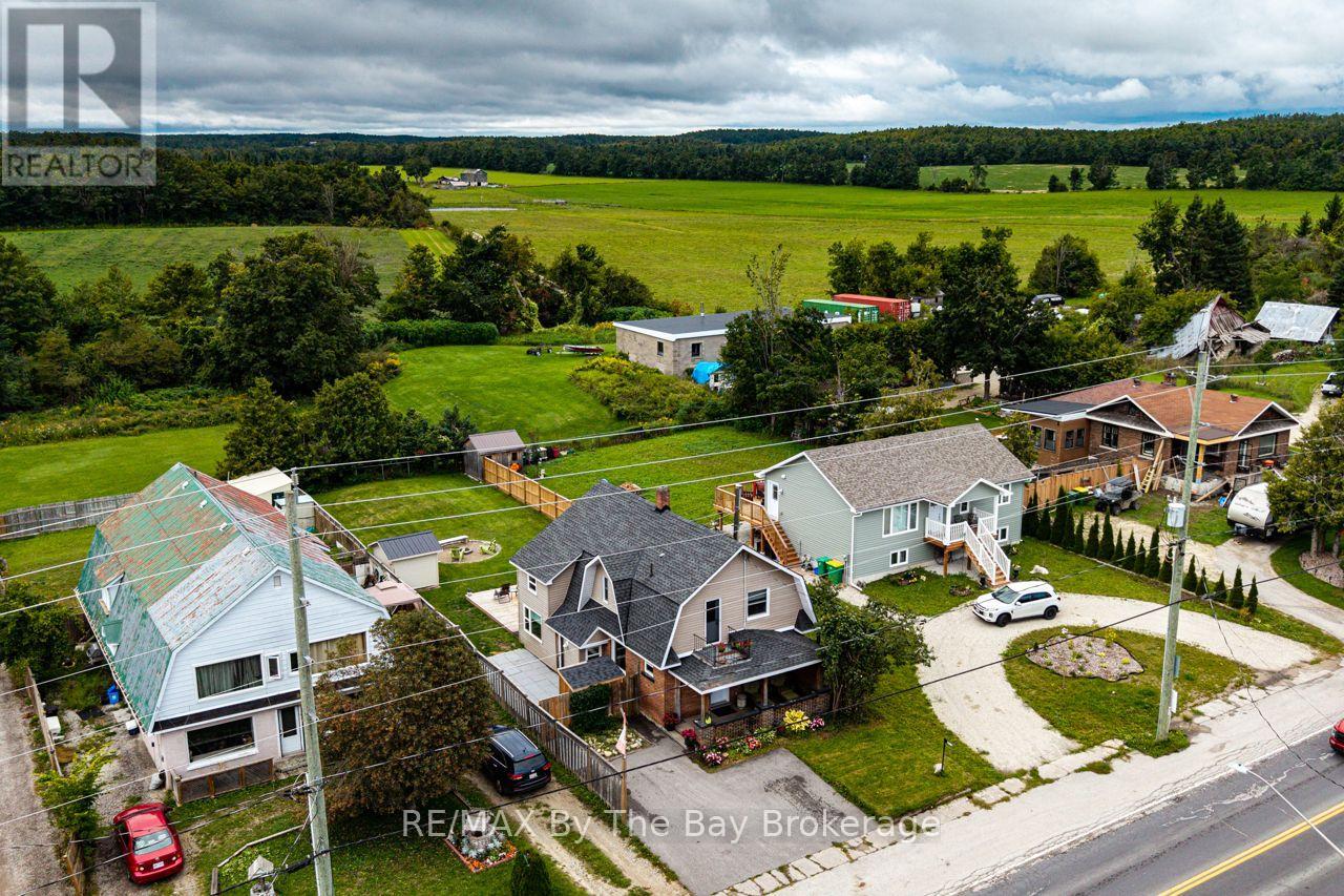 794116 Grey Rd 124 Road Property Photo 44
