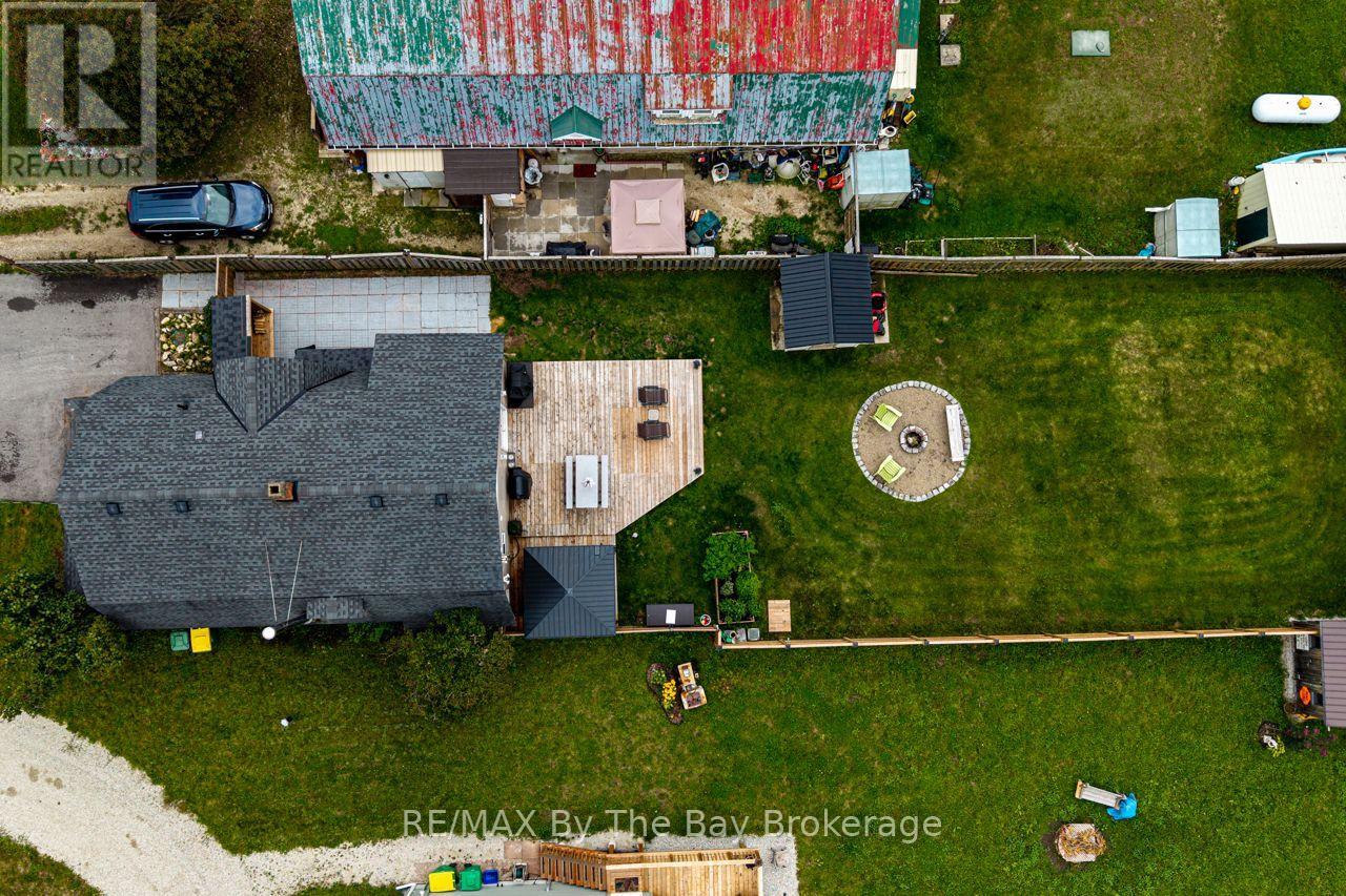 794116 Grey Rd 124 Road Property Photo 45