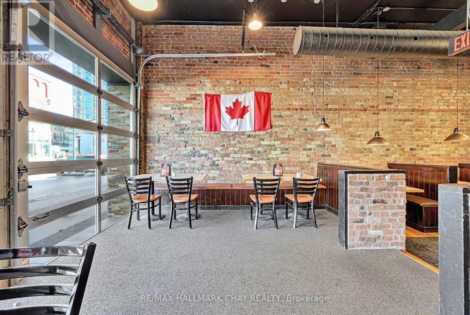137 Dunlop Street E Property Photo 10