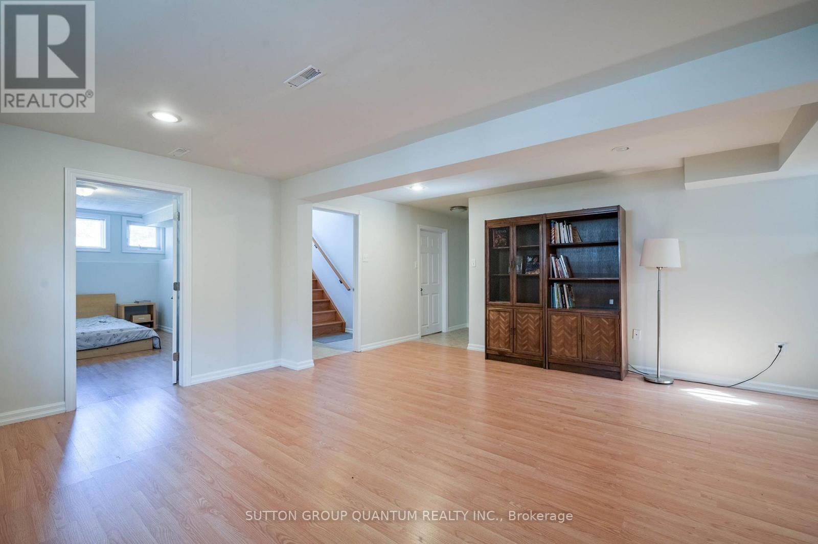 12 Langevin Drive Property Photo 32