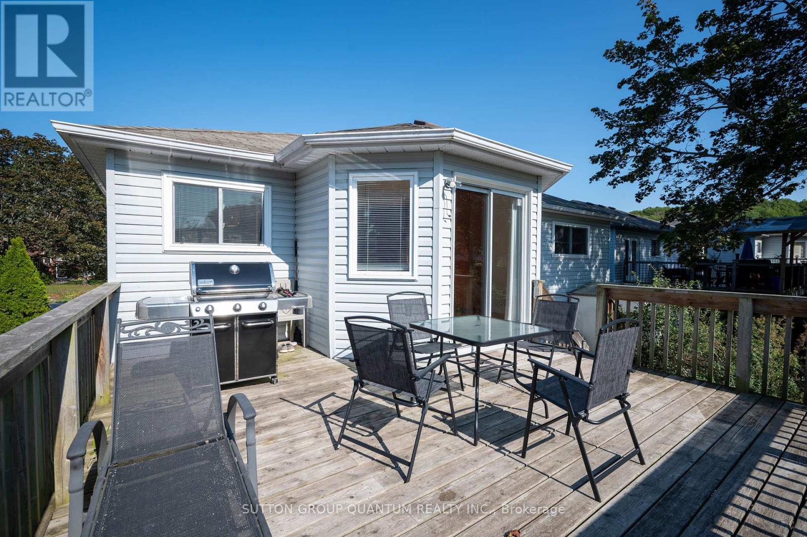 12 Langevin Drive Property Photo 40