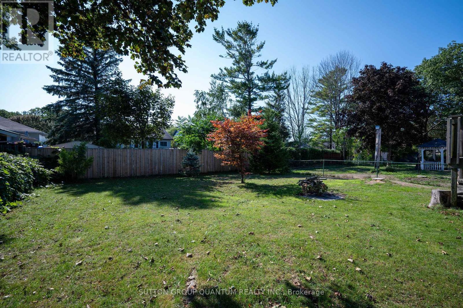 12 Langevin Drive Property Photo 42