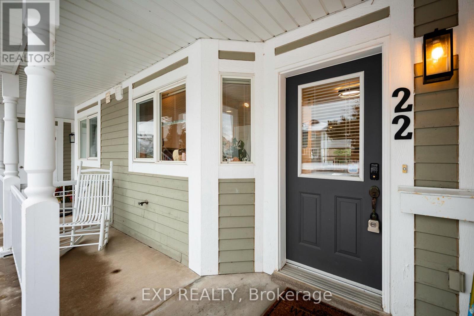 22 Cranberry Surf Property Photo 4
