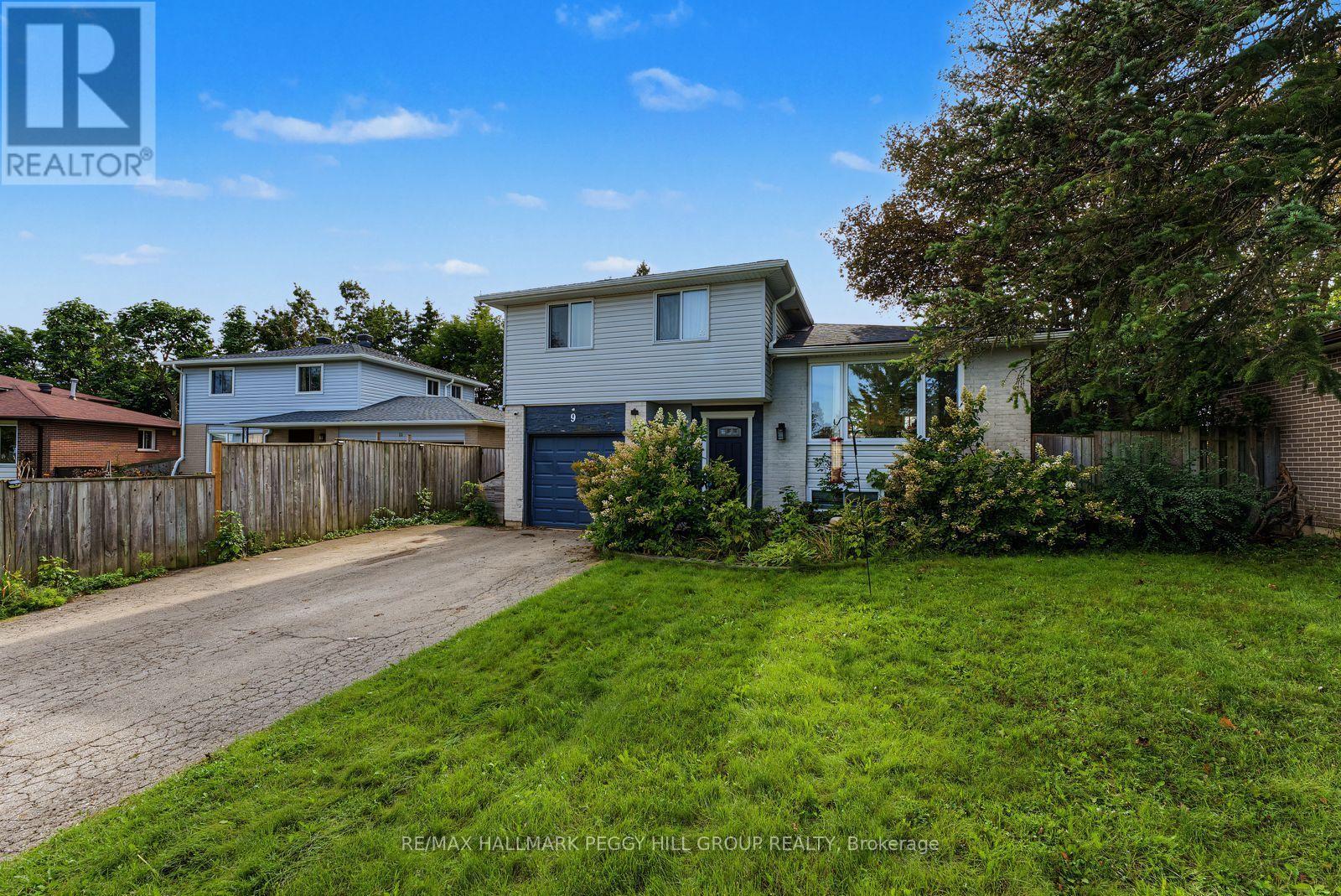 LOWER - 9 BAKER CRESCENT